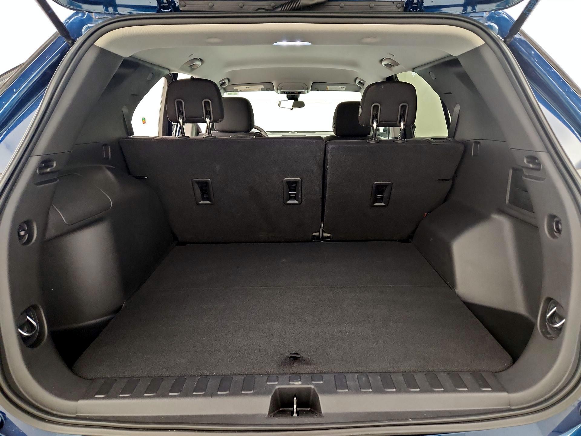 Thumbnail: 2020 Chevrolet Equinox - 20