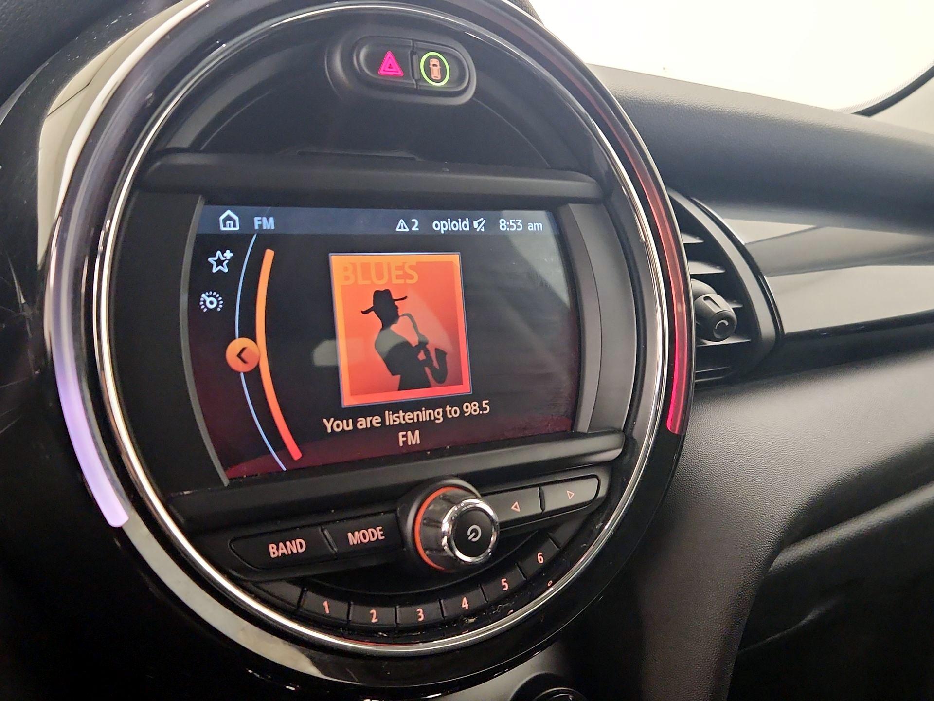 Thumbnail: 2021 MINI Cooper Hardtop - 15