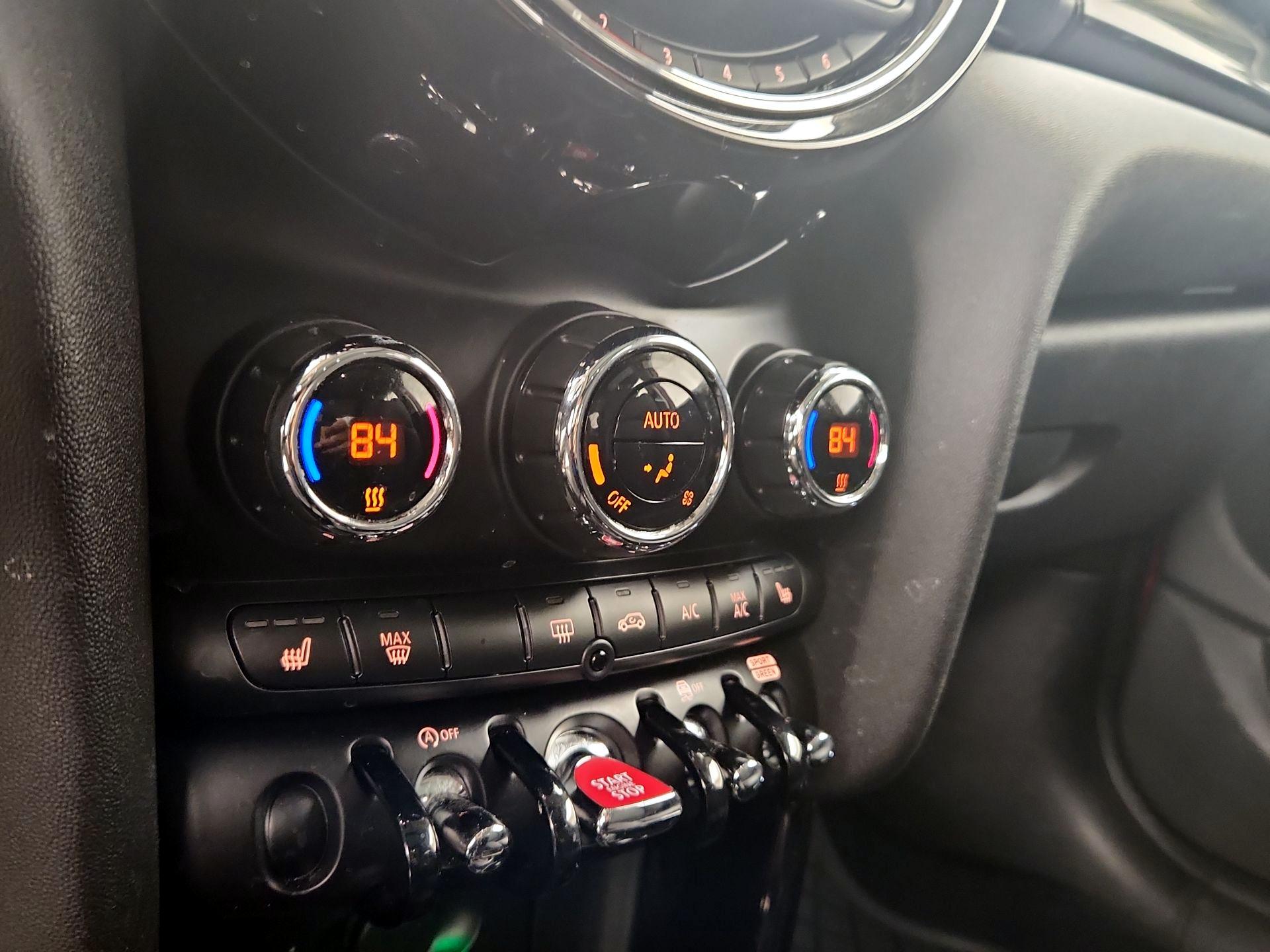 Thumbnail: 2021 MINI Cooper Hardtop - 16