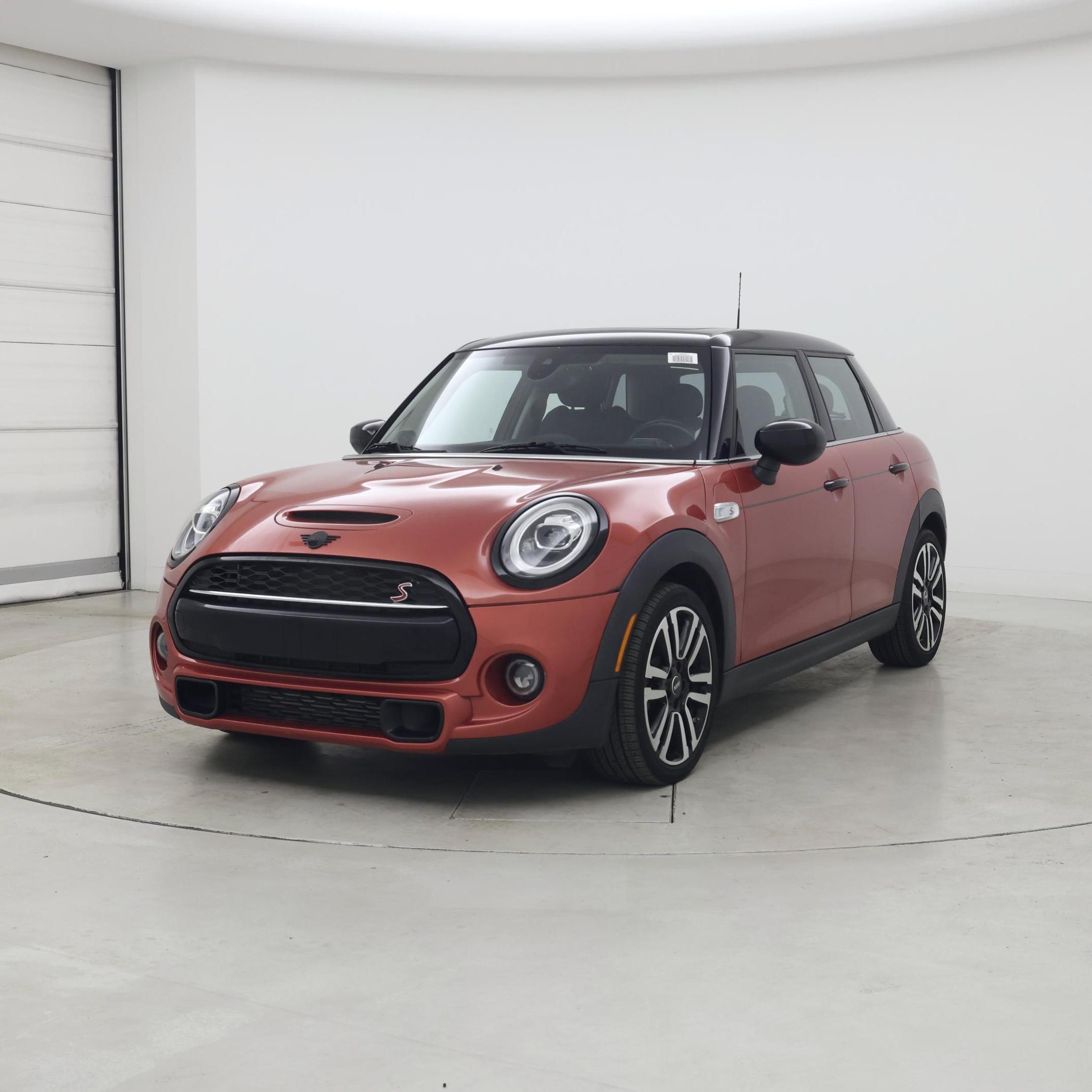 Thumbnail: 2021 MINI Cooper Hardtop - 4