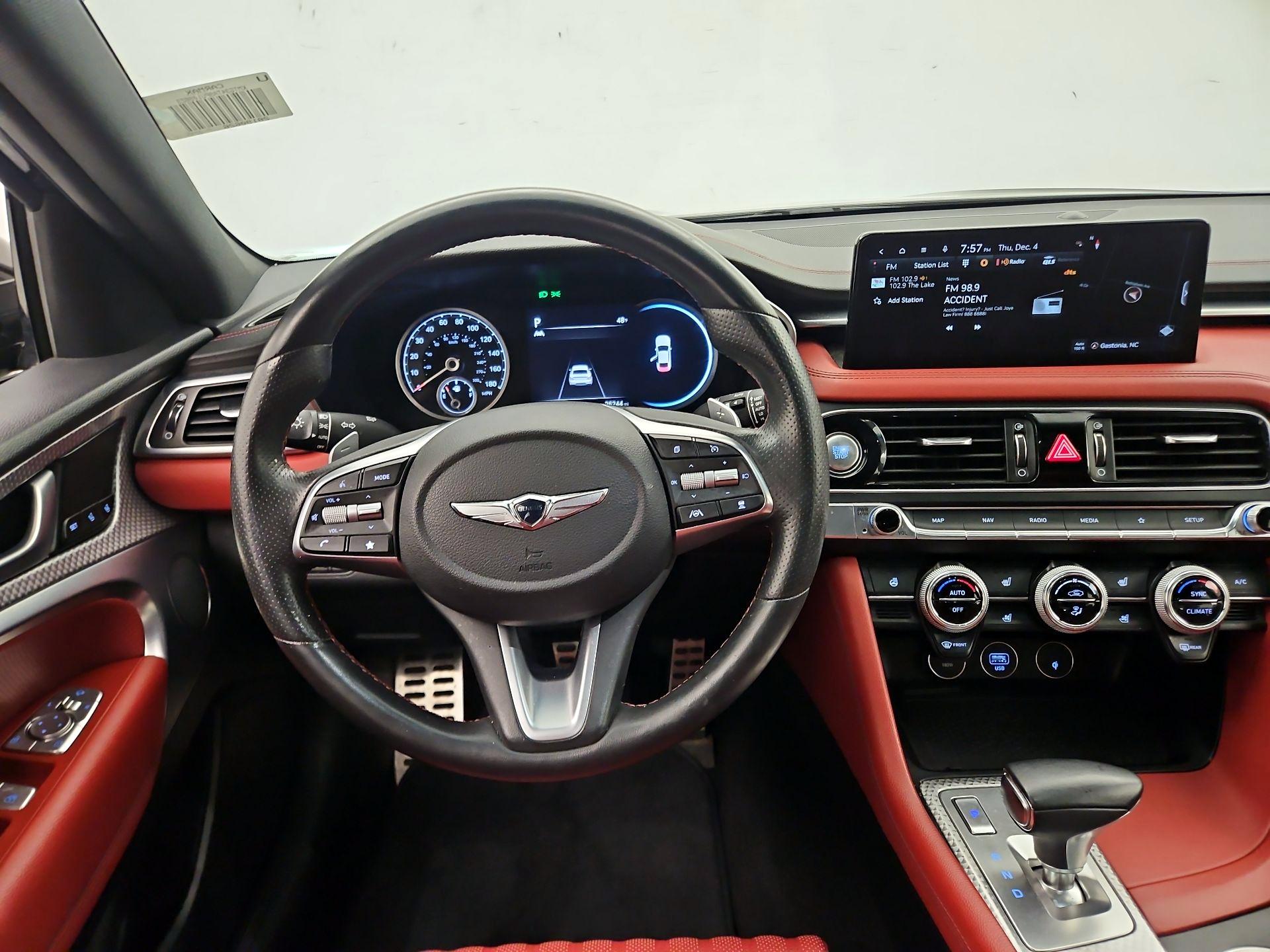 Thumbnail: 2023 Genesis G70 - 10