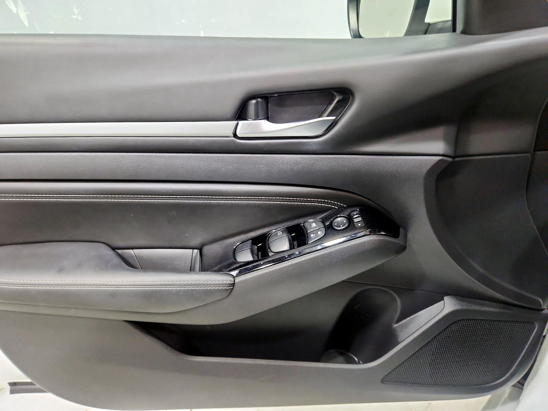 Thumbnail: 2022 Nissan Altima - 12