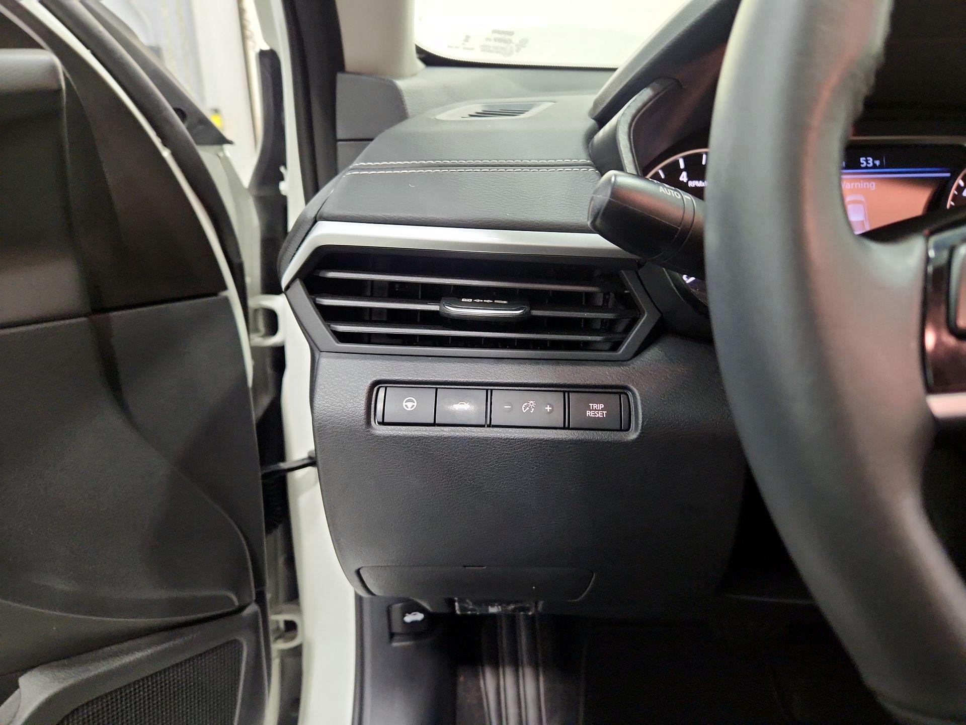 Thumbnail: 2022 Nissan Altima - 13