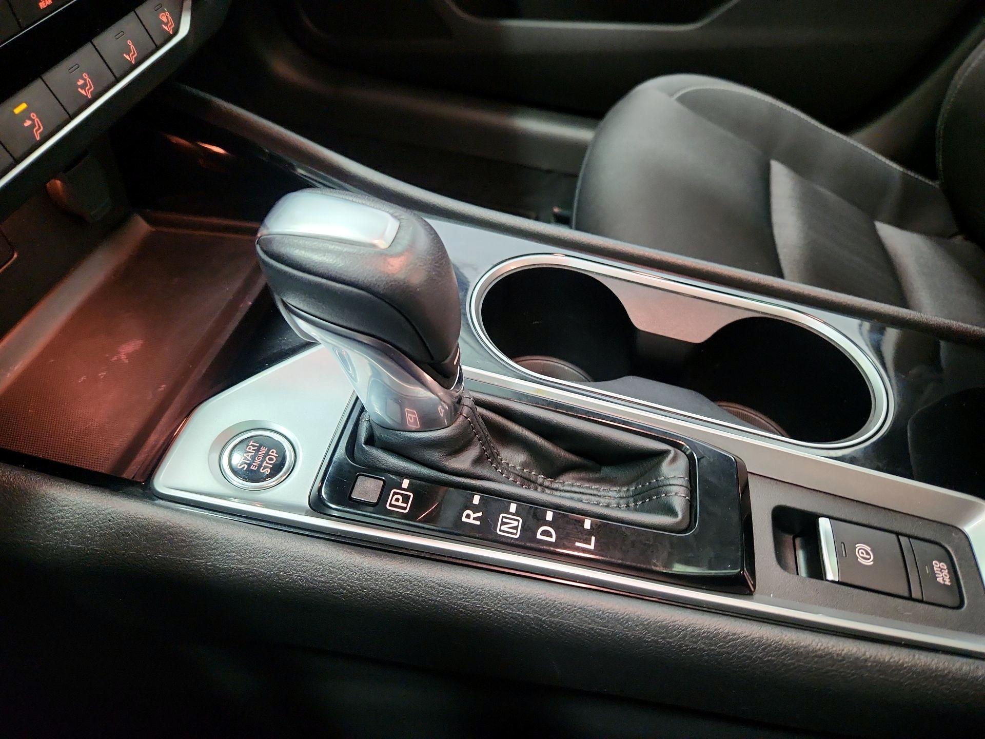 Thumbnail: 2022 Nissan Altima - 17