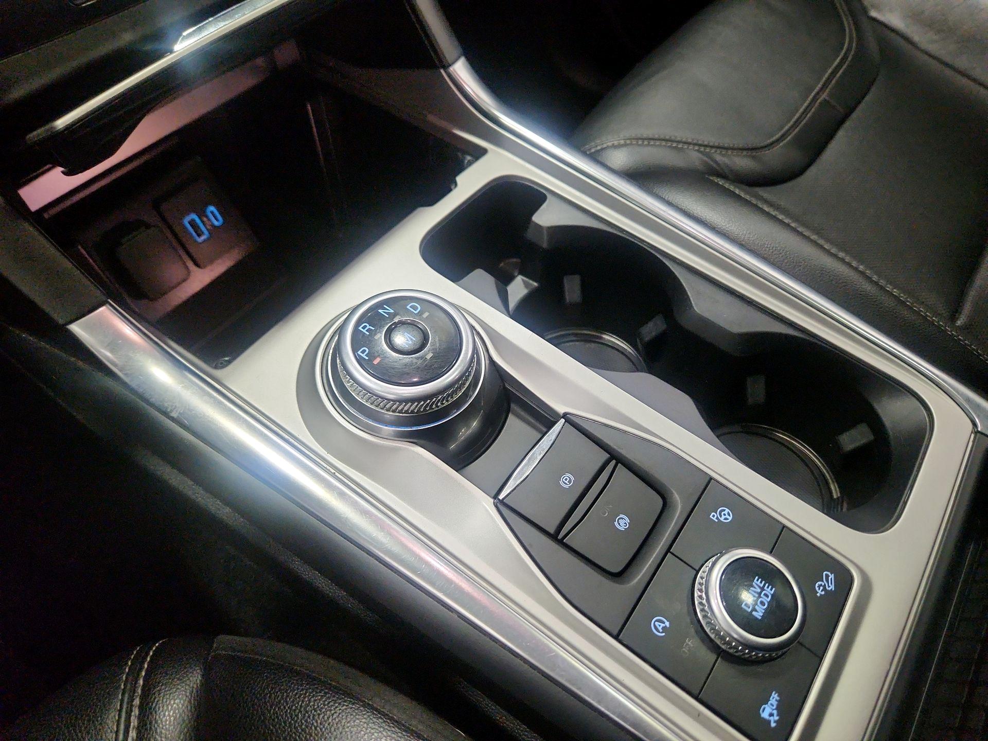 Thumbnail: 2020 Ford Explorer - 18