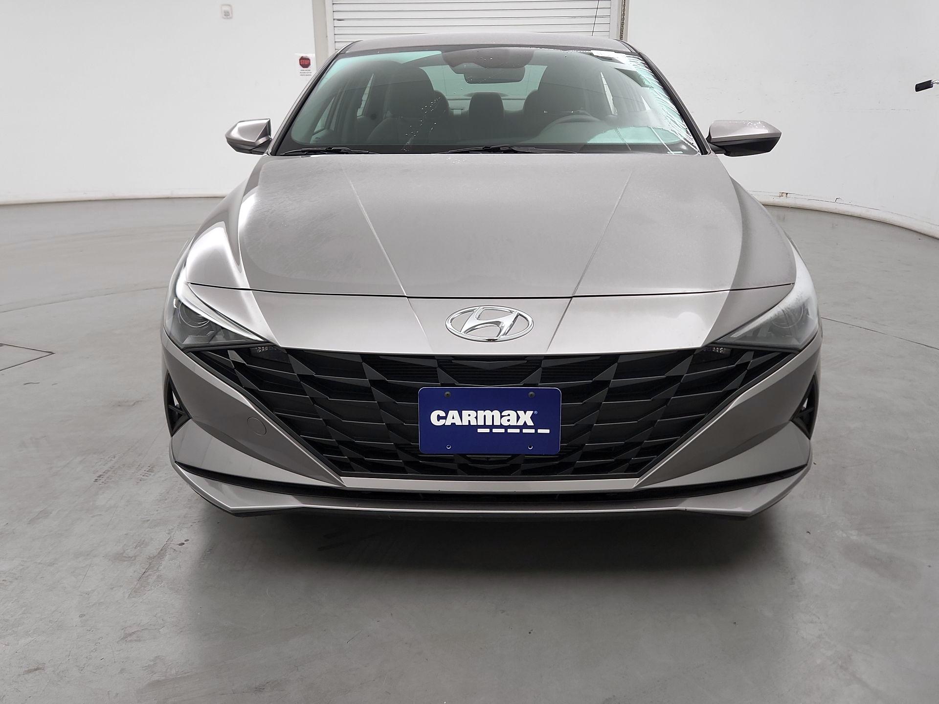 Thumbnail: 2023 Hyundai Elantra - 2