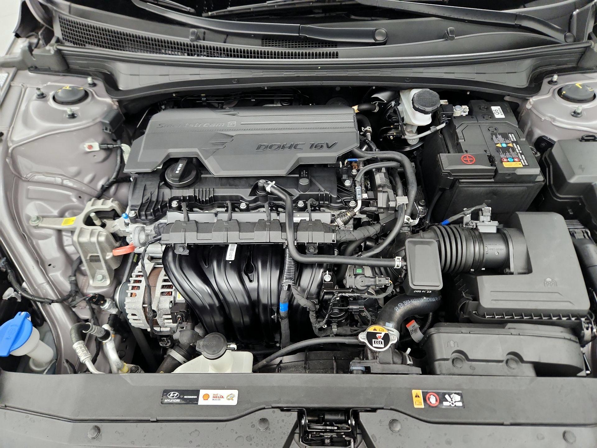 Thumbnail: 2023 Hyundai Elantra - 19