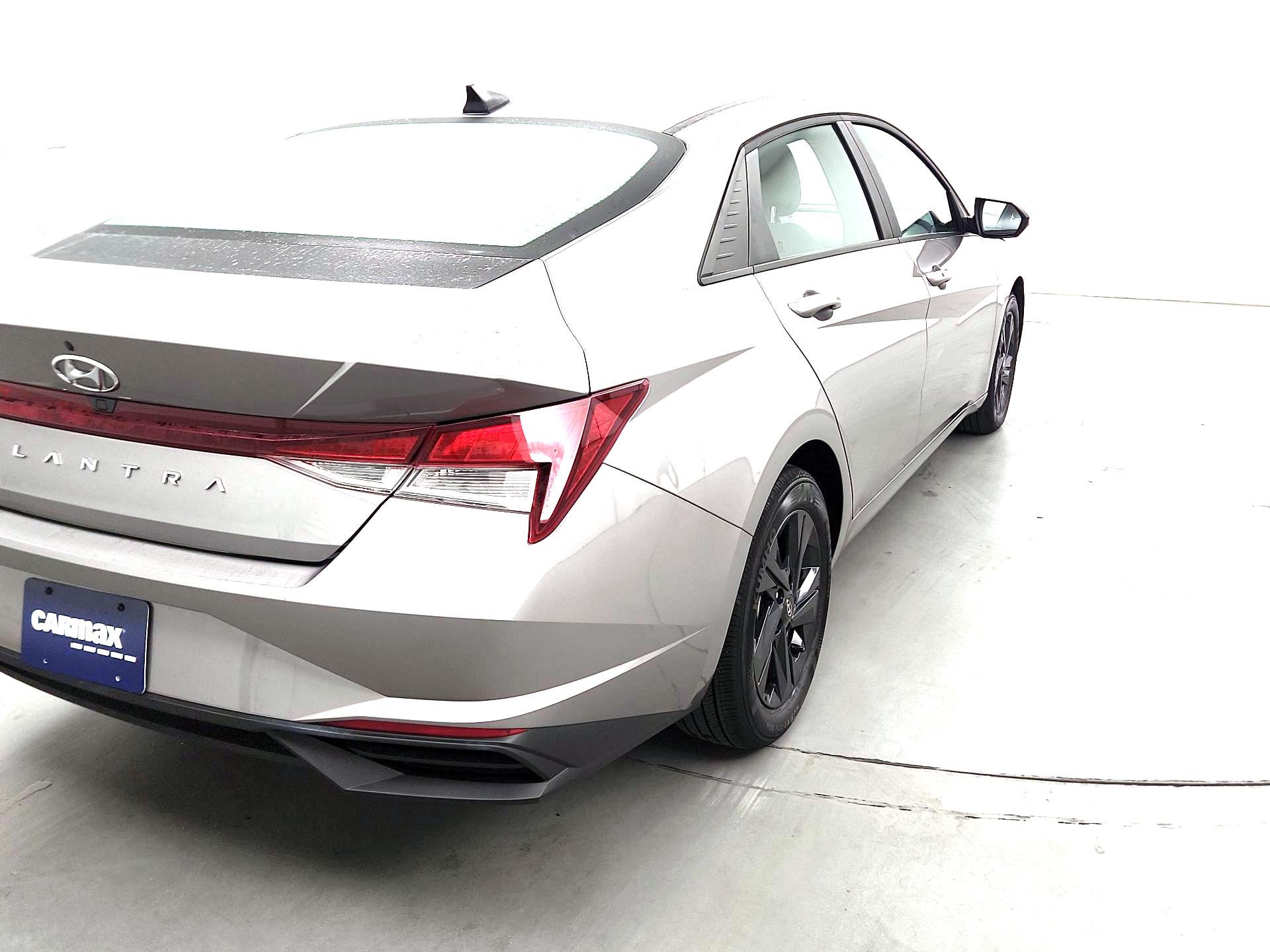 Thumbnail: 2023 Hyundai Elantra - 5