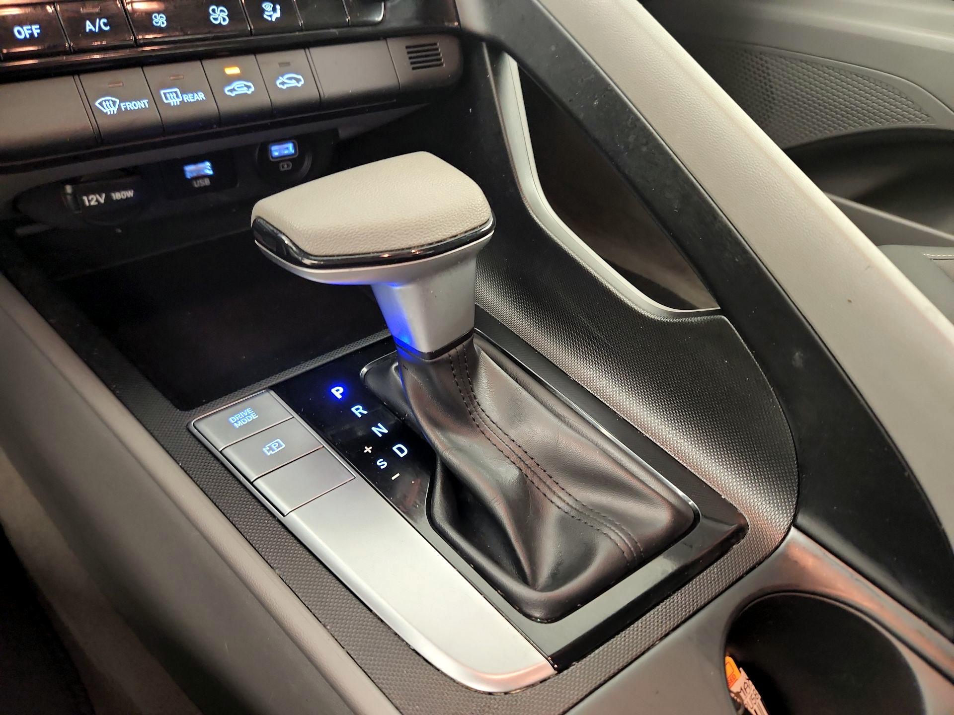 Thumbnail: 2023 Hyundai Elantra - 15