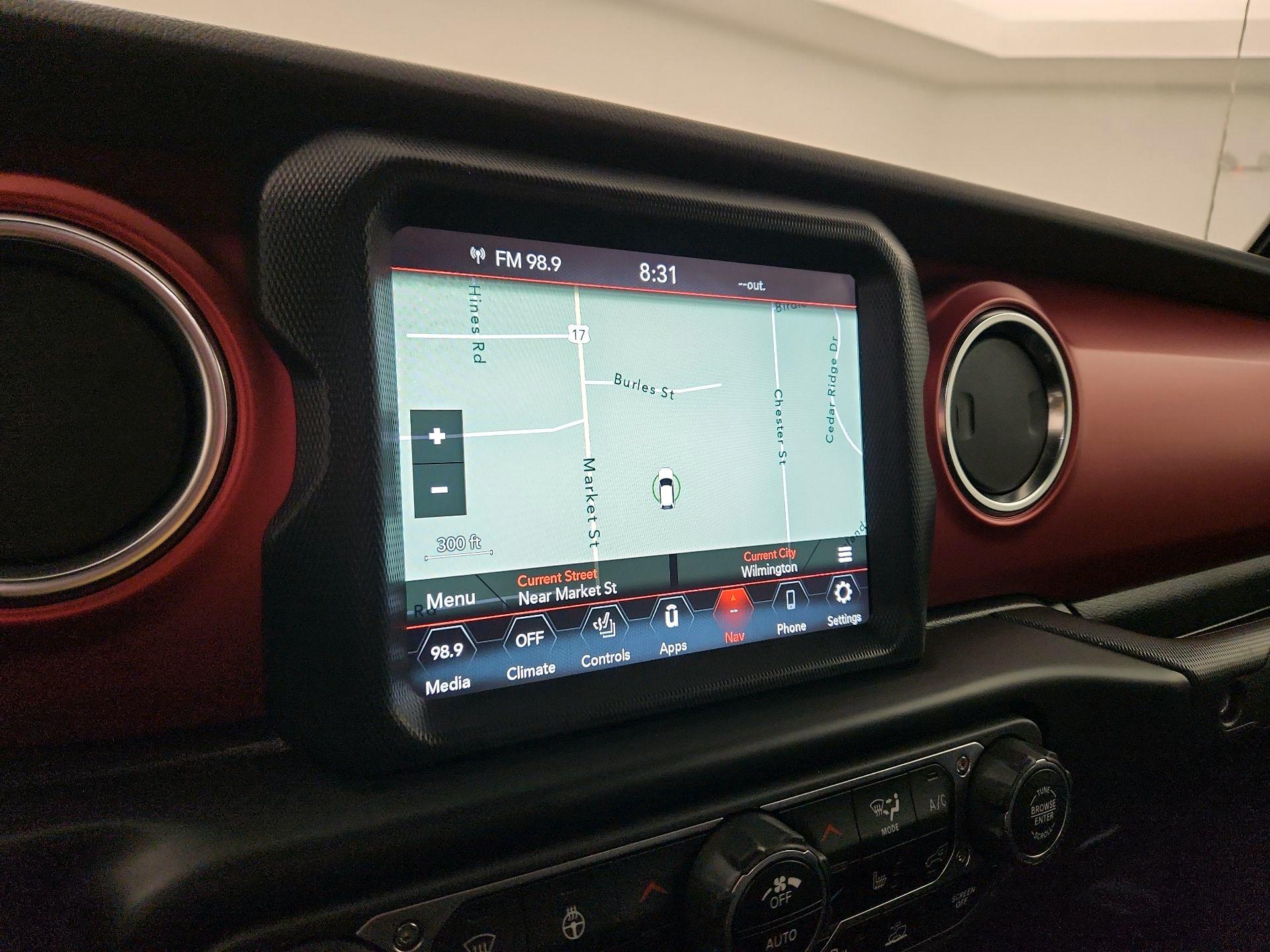 Thumbnail: 2021 Jeep Gladiator - 12