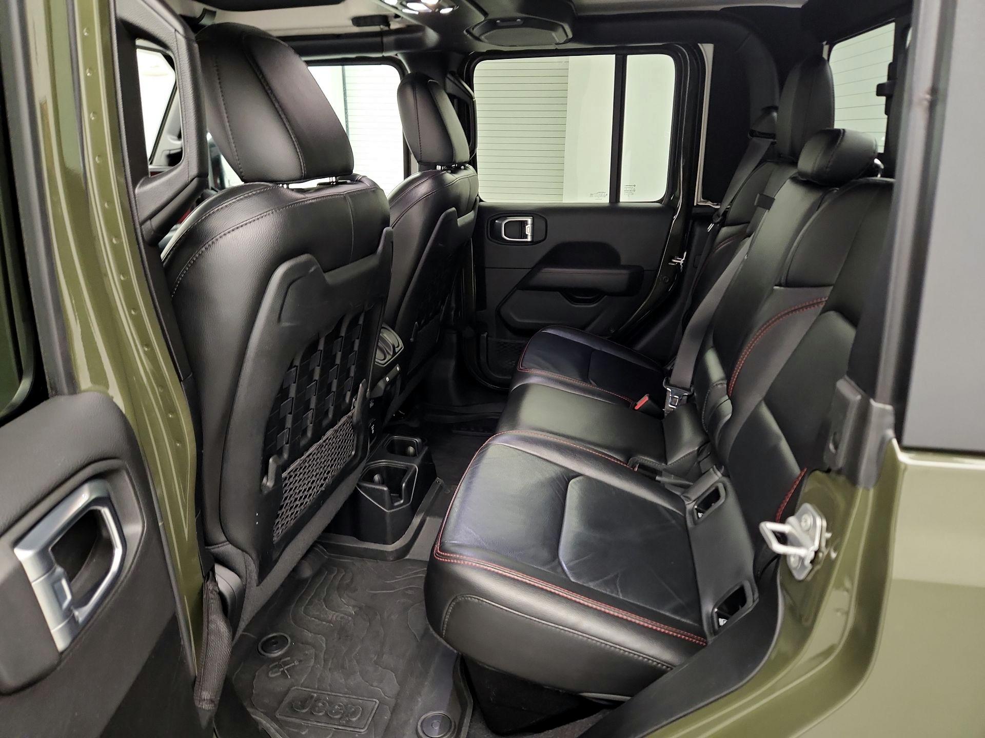 Thumbnail: 2021 Jeep Gladiator - 18