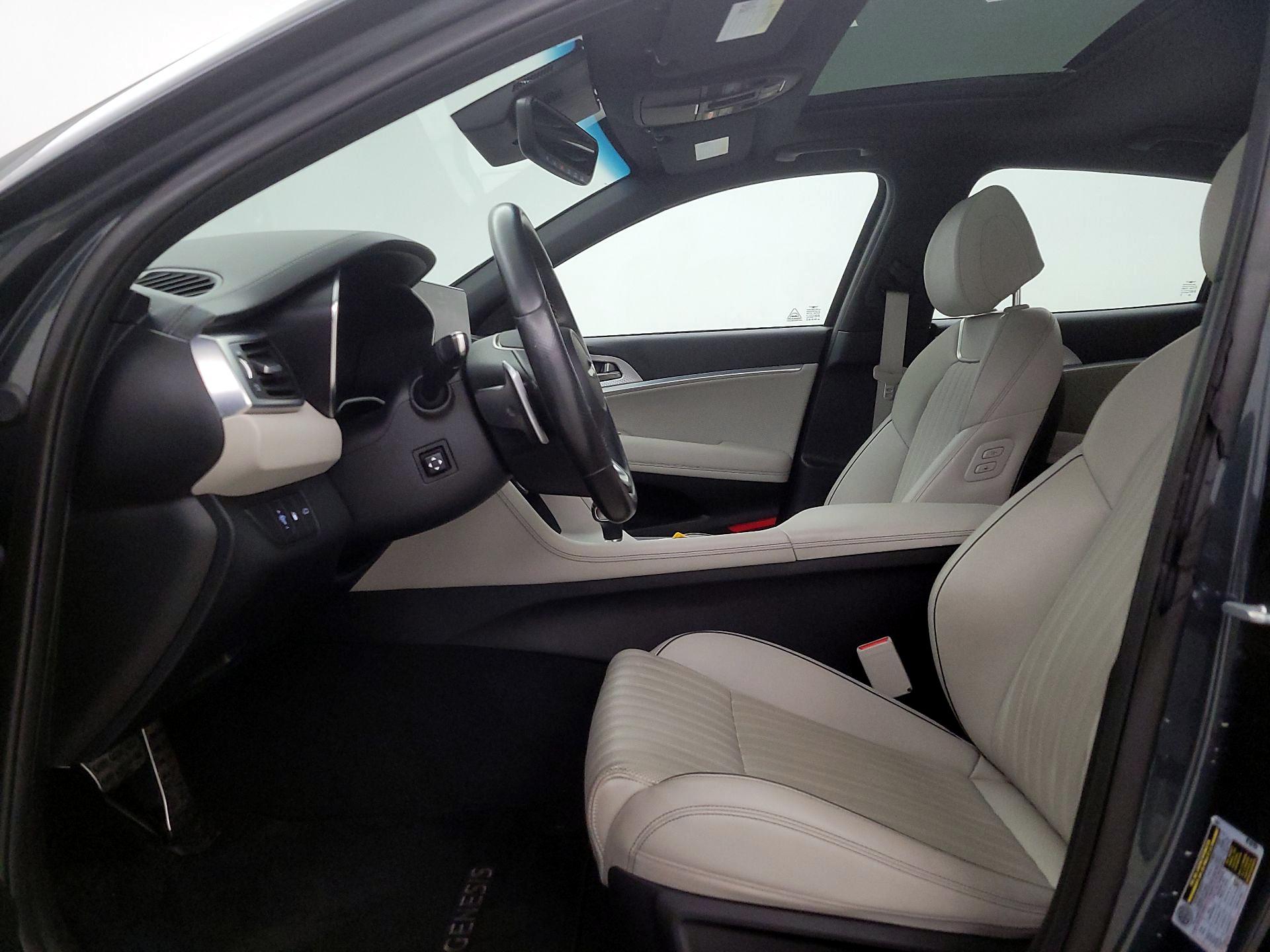 Thumbnail: 2023 Genesis G70 - 11