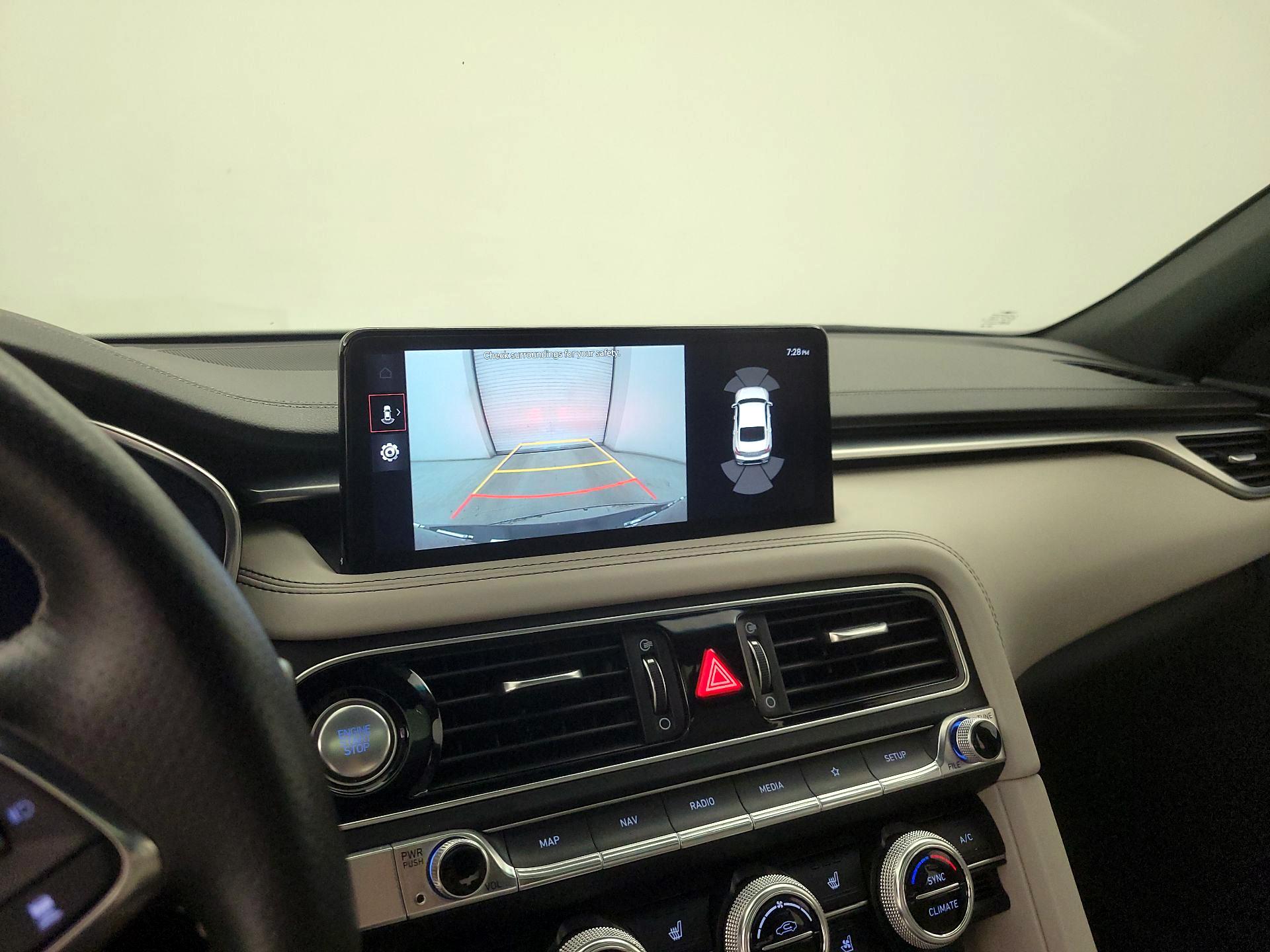 Thumbnail: 2023 Genesis G70 - 15