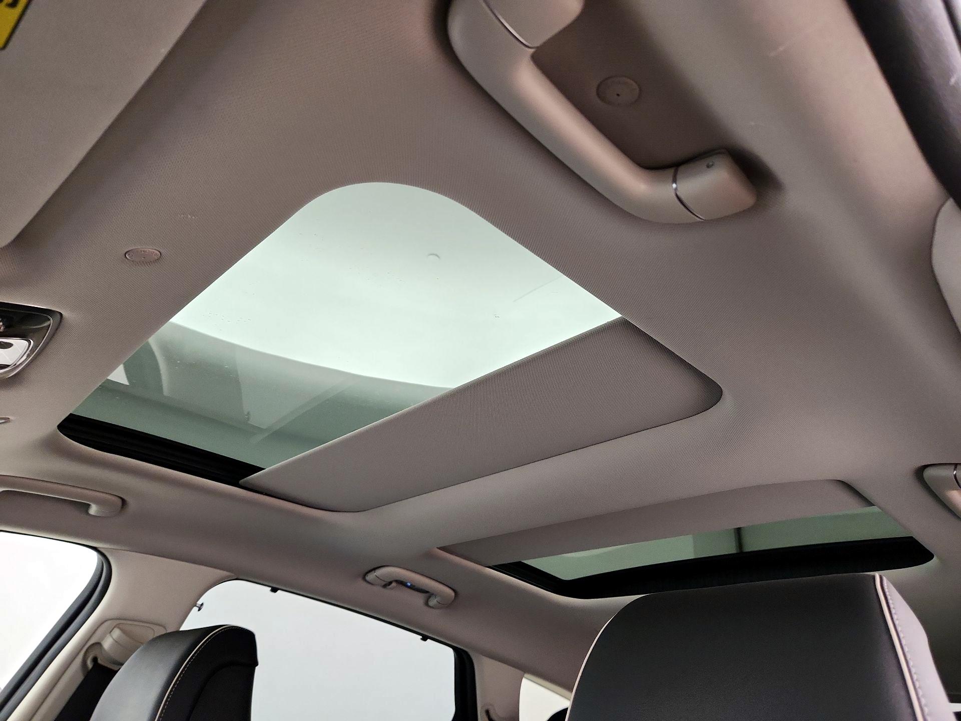 Thumbnail: 2023 Genesis GV80 - 20