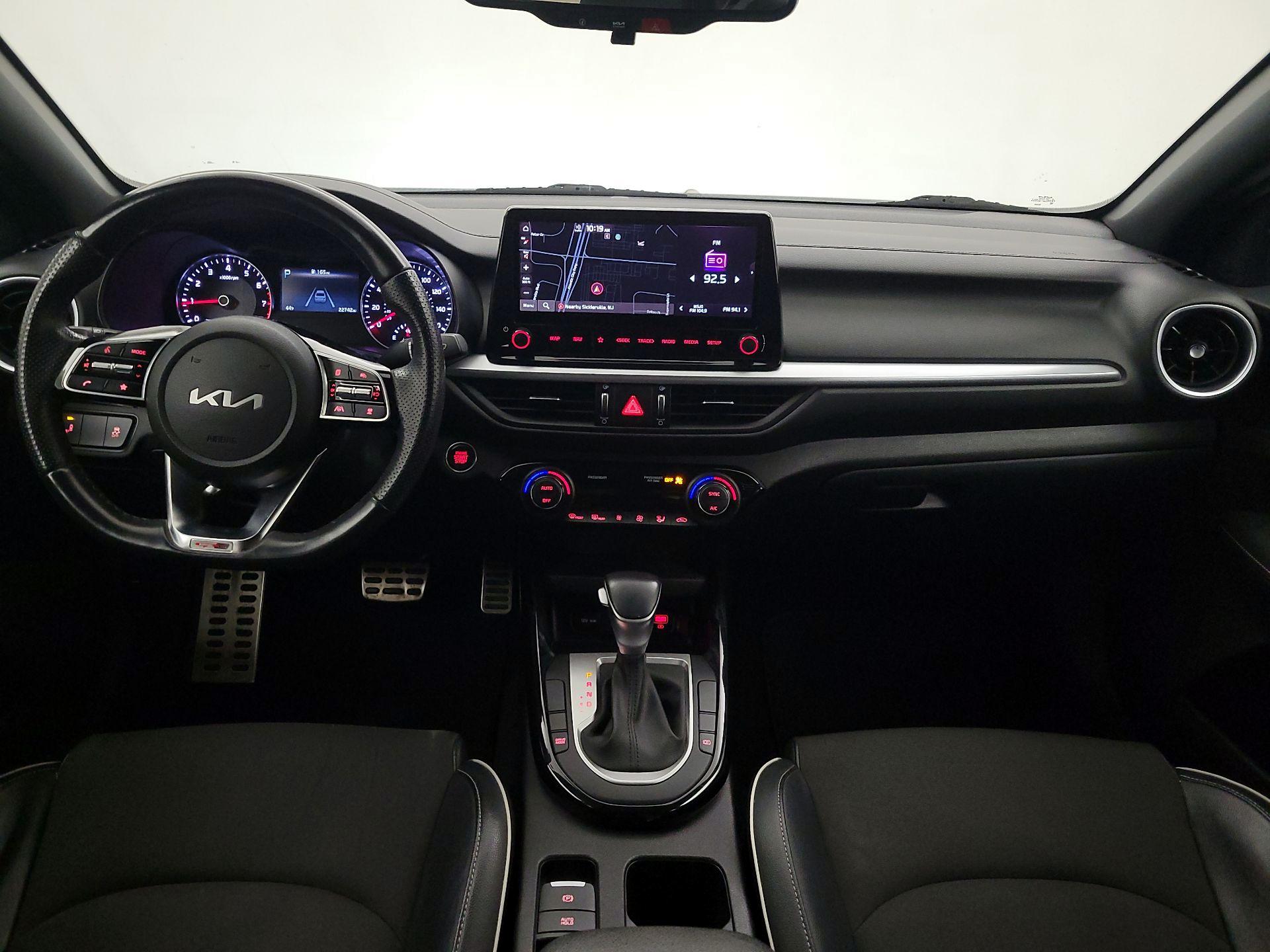 Thumbnail: 2023 Kia Forte - 9