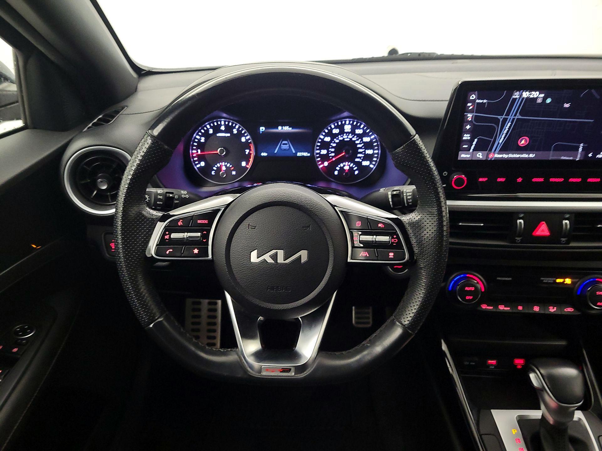 Thumbnail: 2023 Kia Forte - 10