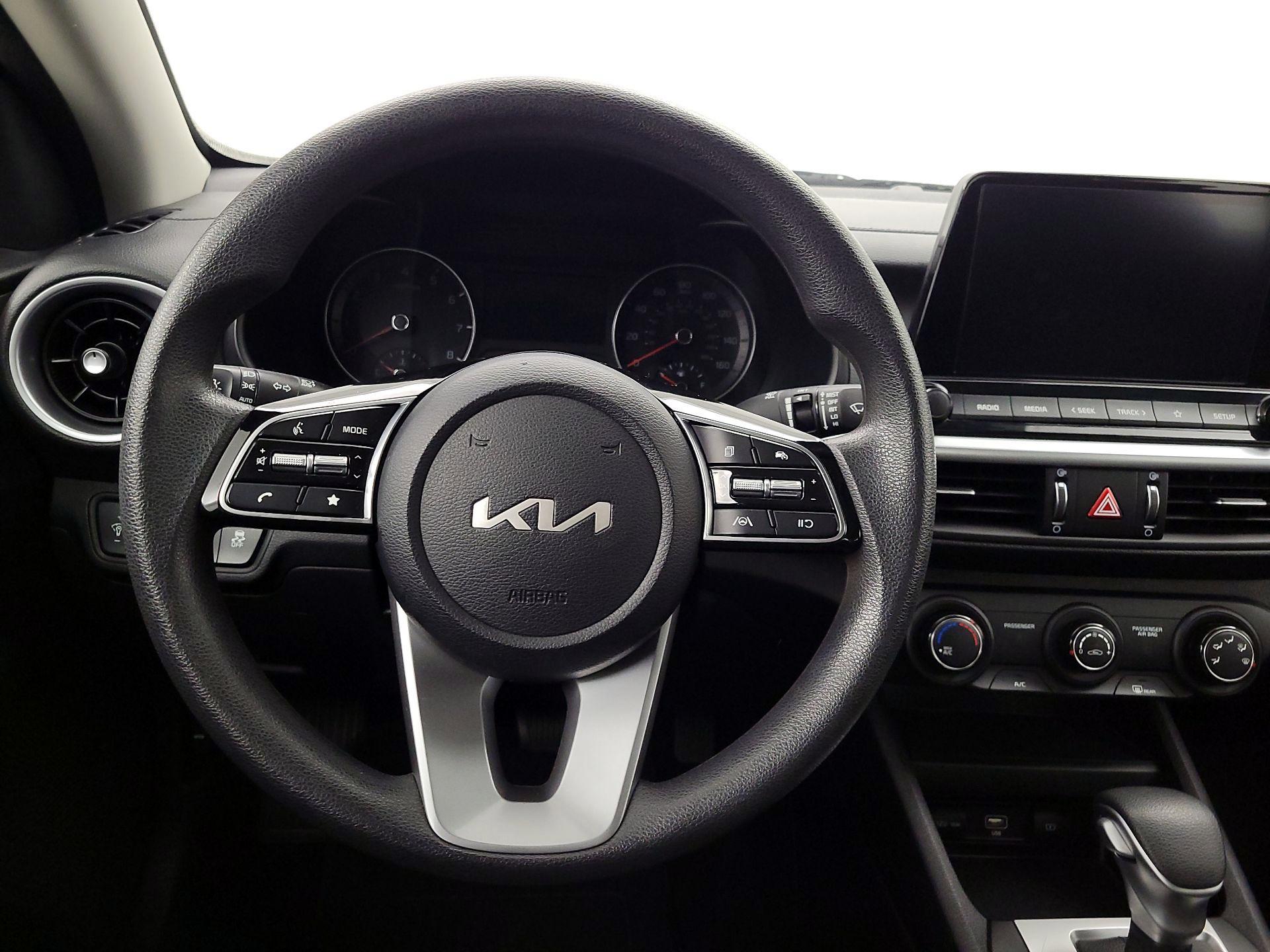 Thumbnail: 2024 Kia Forte - 10