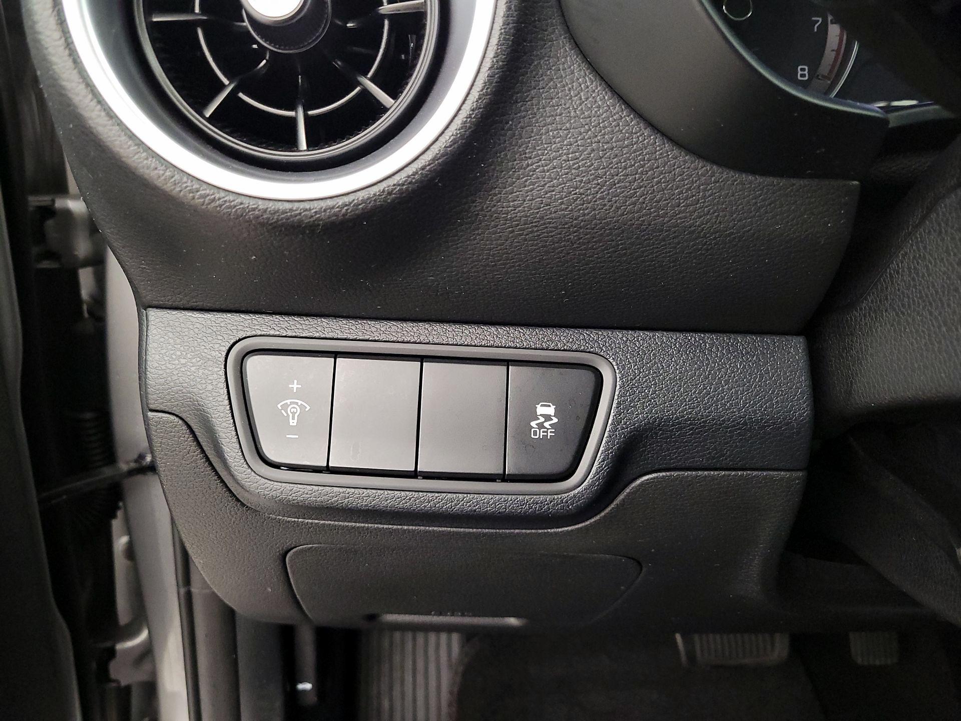 Thumbnail: 2024 Kia Forte - 13