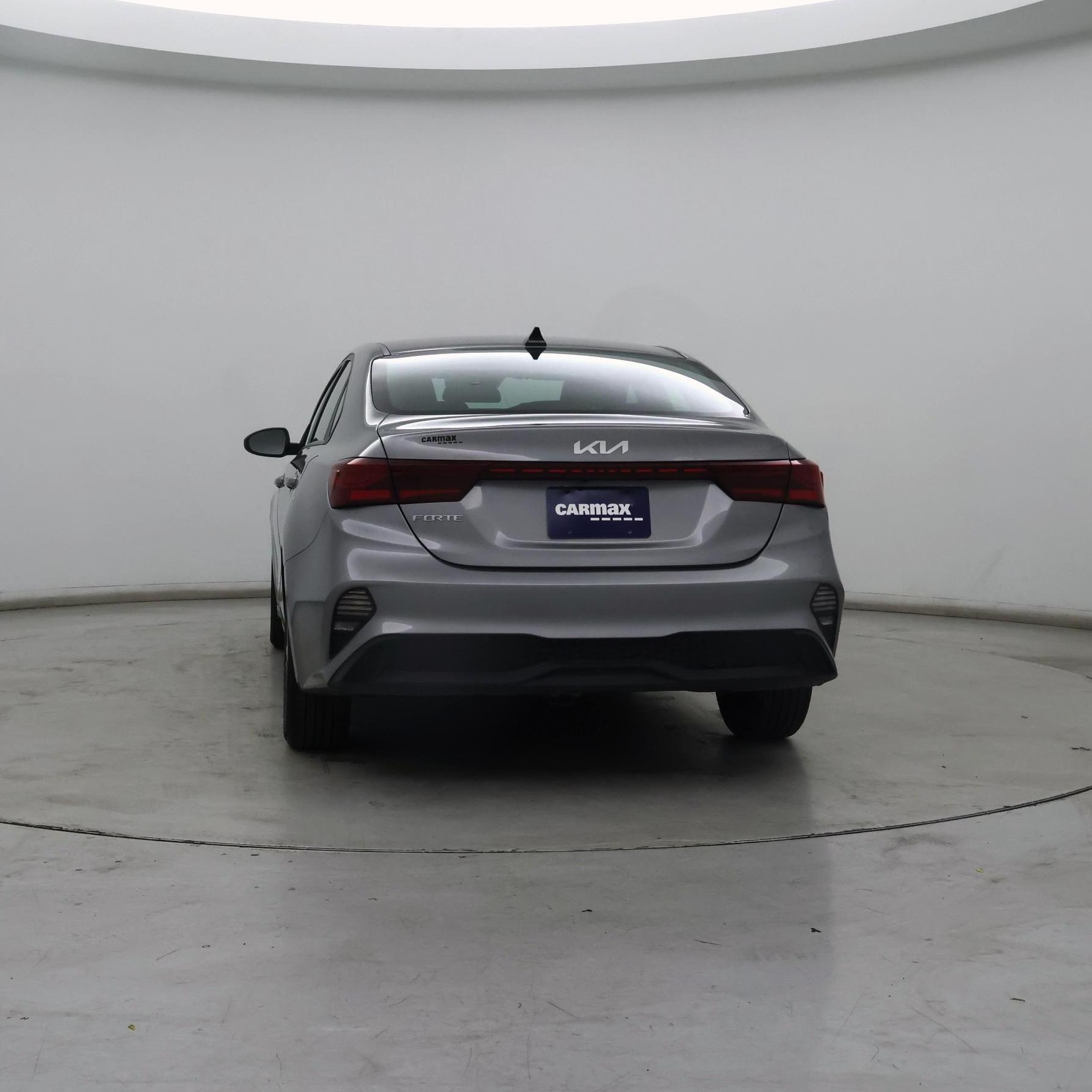 Thumbnail: 2024 Kia Forte - 6