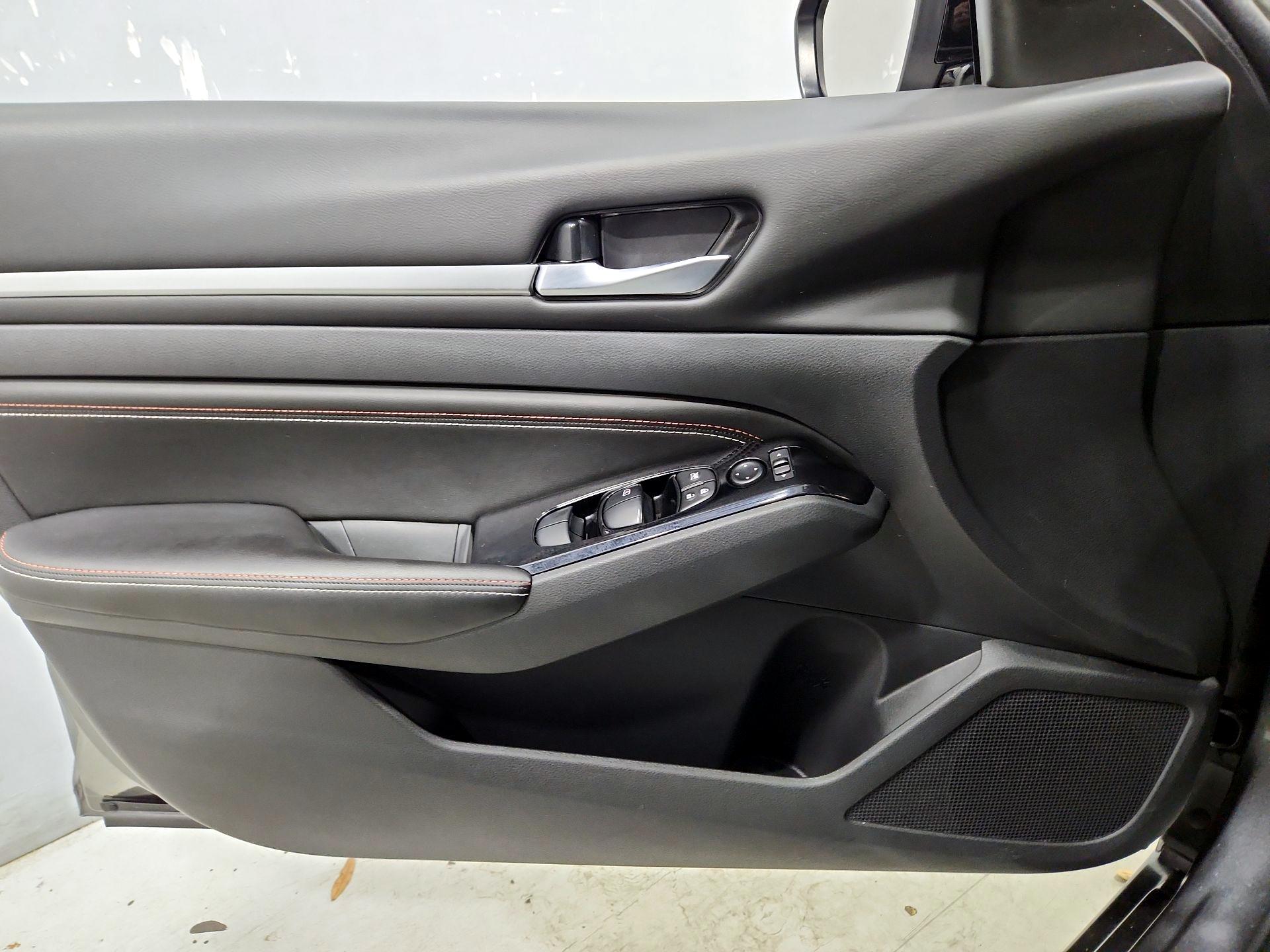 Thumbnail: 2023 Nissan Altima - 12