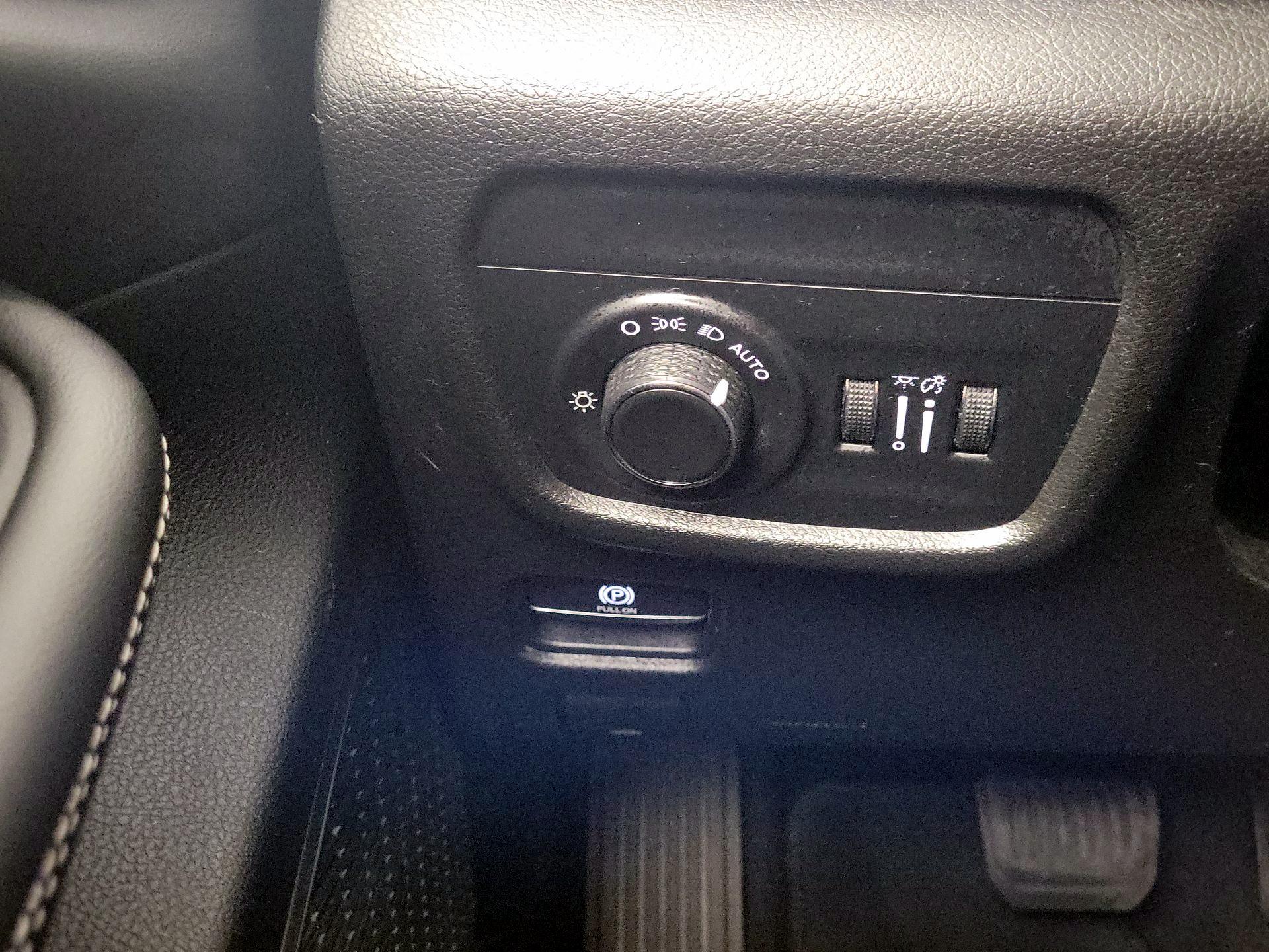 Thumbnail: 2023 Jeep Grand Cherokee - 11