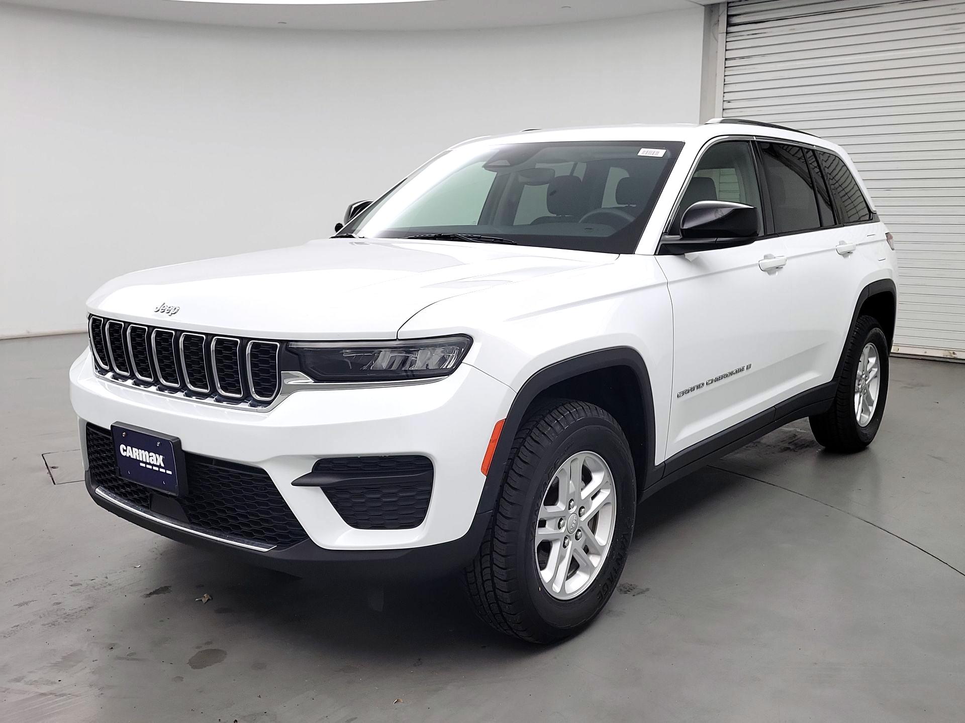 Thumbnail: 2023 Jeep Grand Cherokee - 3