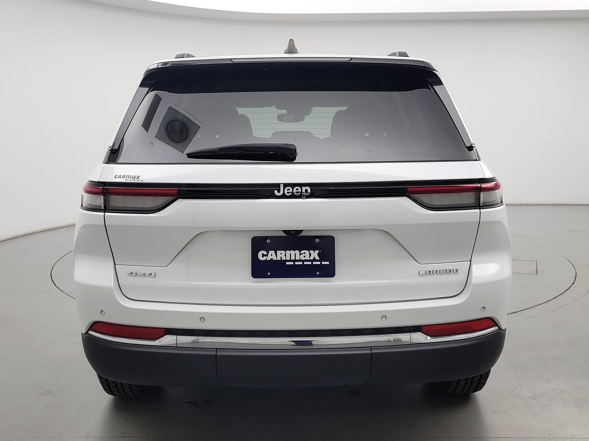 Thumbnail: 2023 Jeep Grand Cherokee - 6