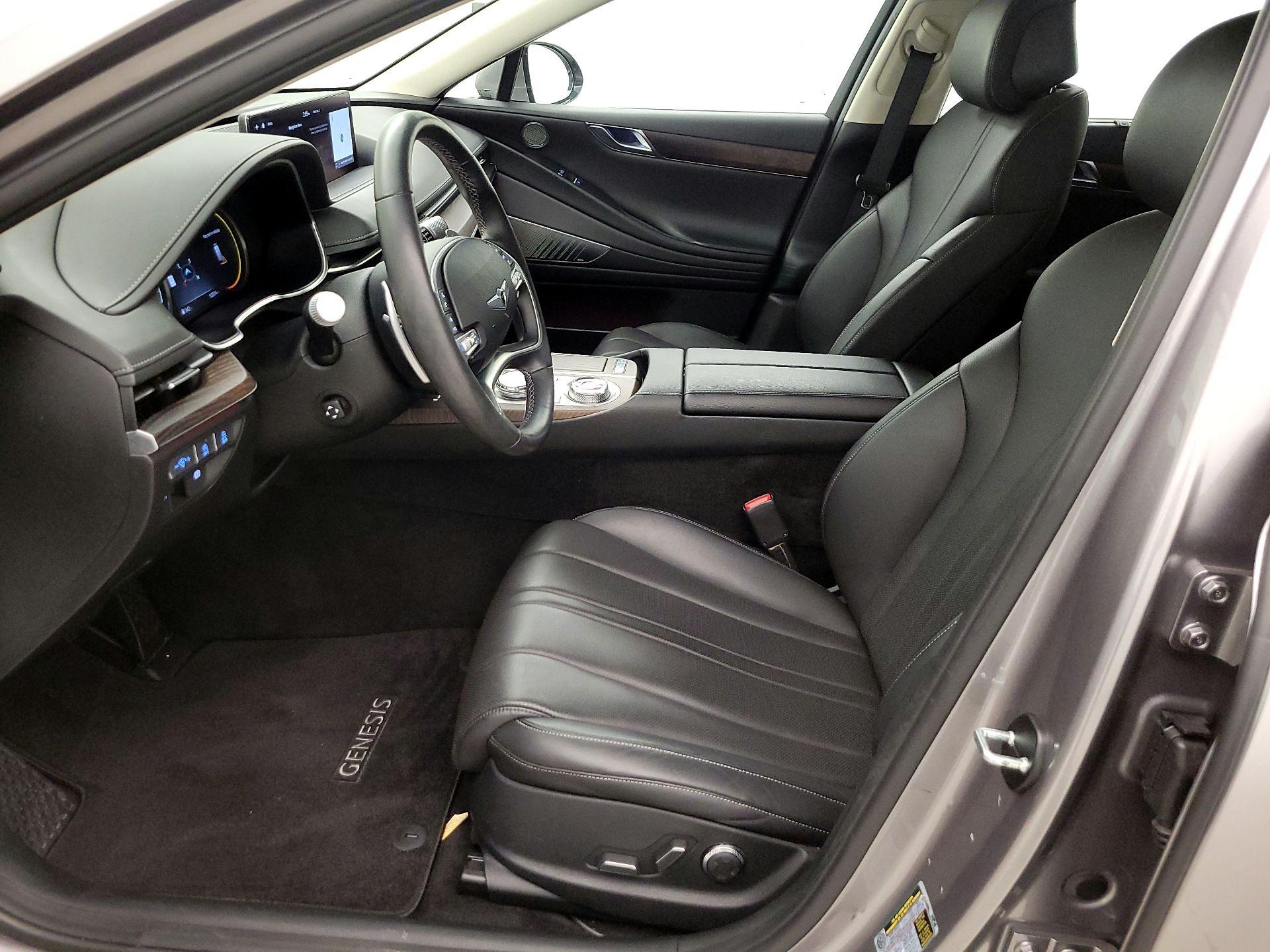 Thumbnail: 2023 Genesis G80 - 11