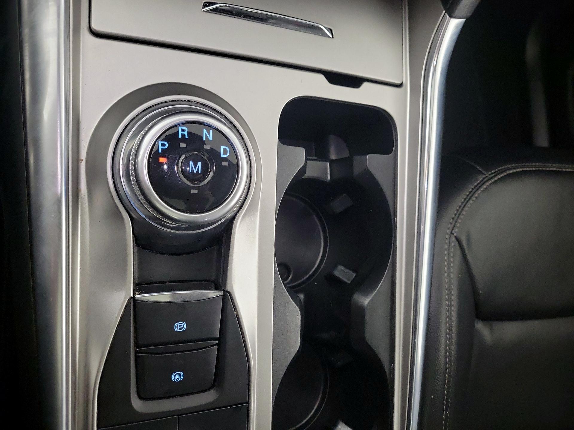 Thumbnail: 2020 Ford Explorer - 15