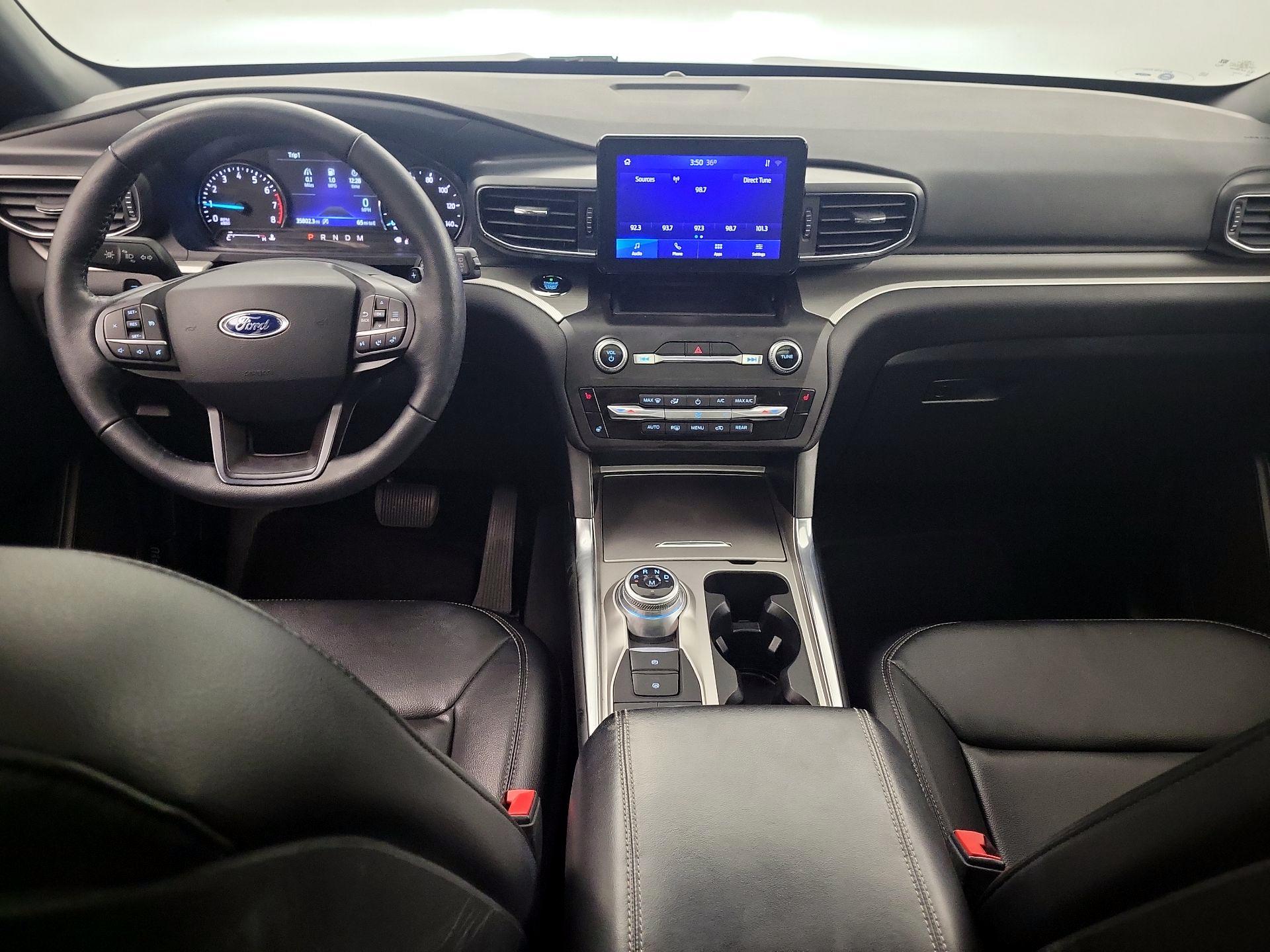 Thumbnail: 2020 Ford Explorer - 8