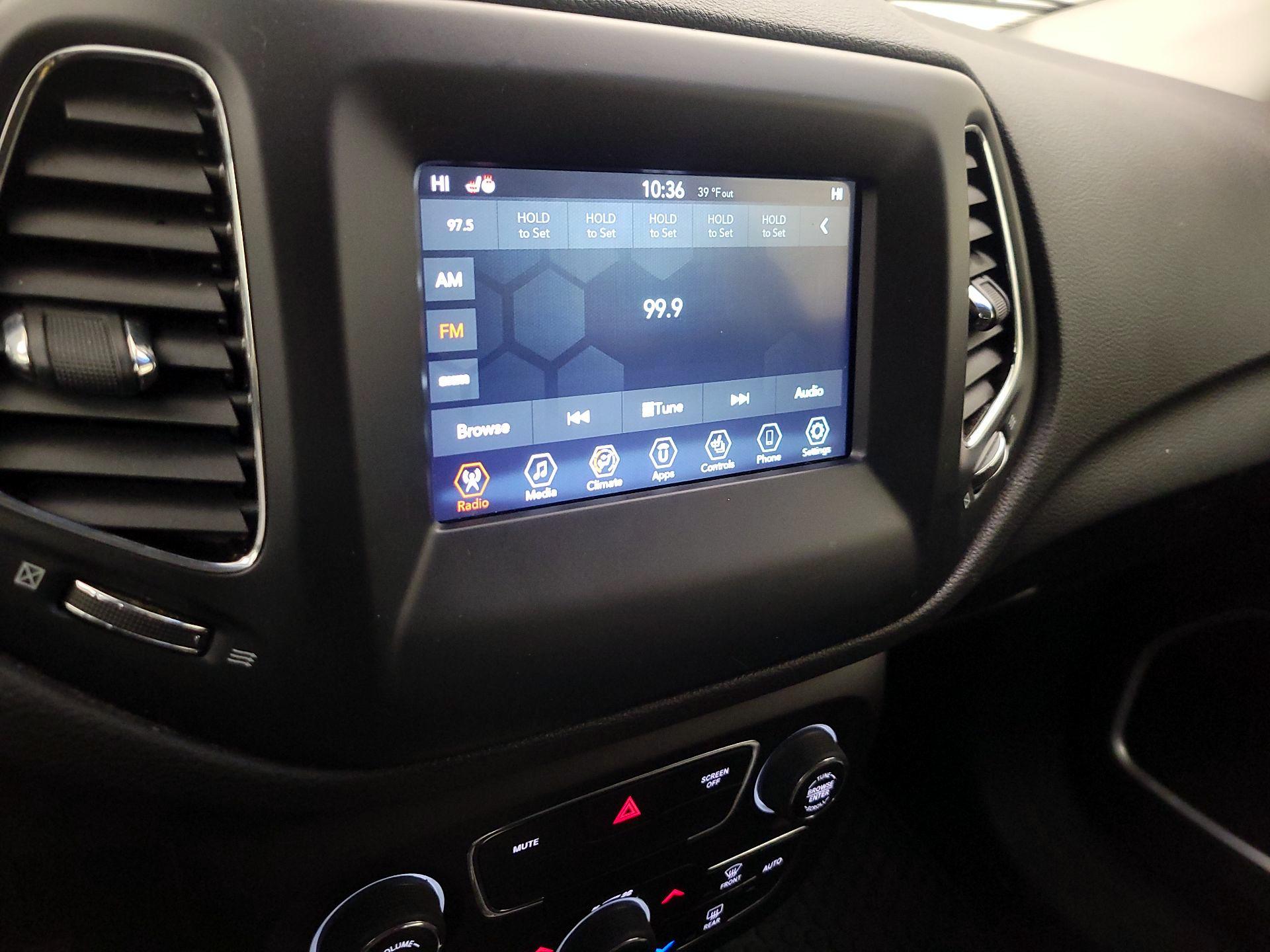 Thumbnail: 2020 Jeep Compass - 15