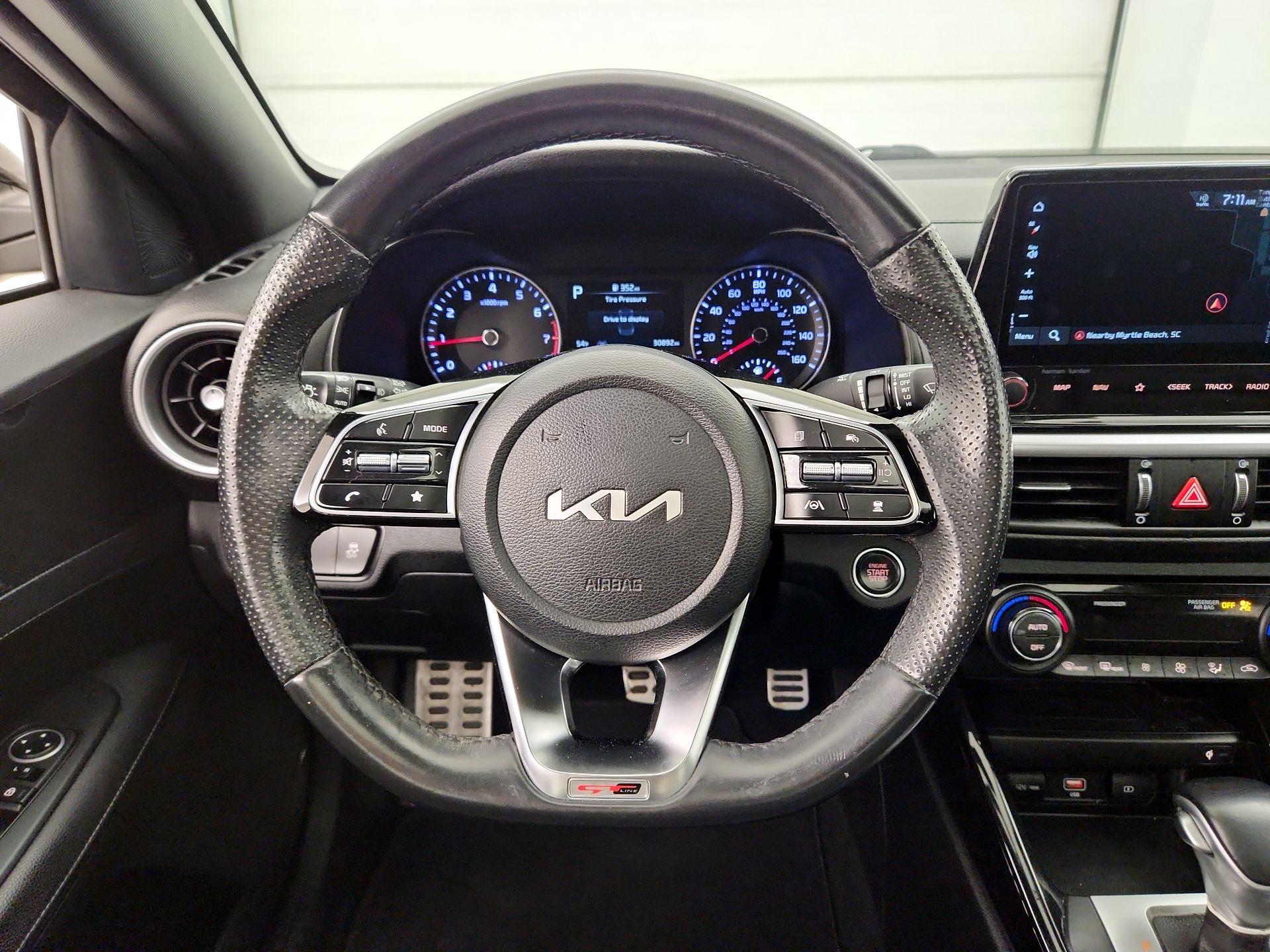 Thumbnail: 2023 Kia Forte - 10