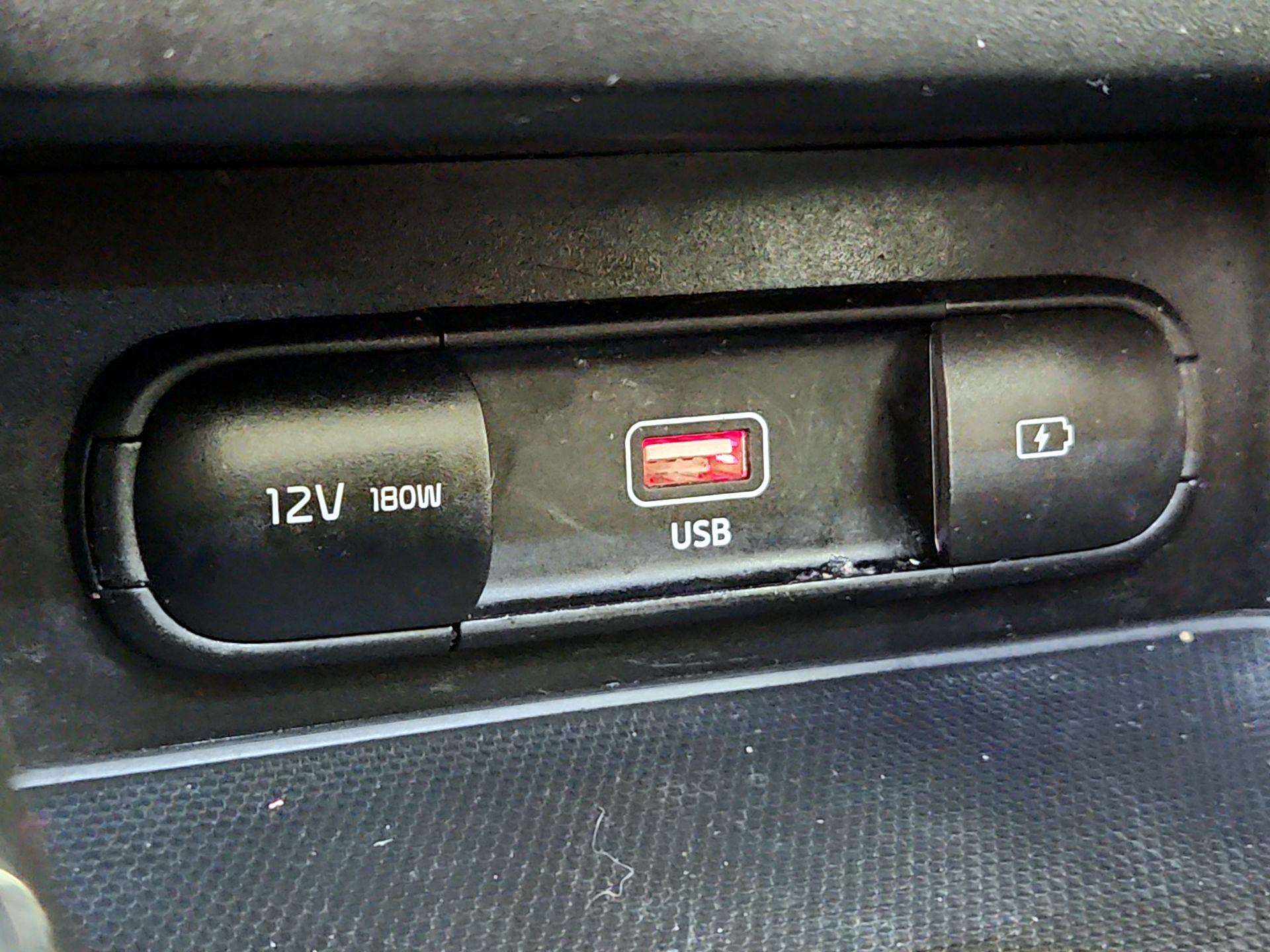 Thumbnail: 2023 Kia Forte - 19