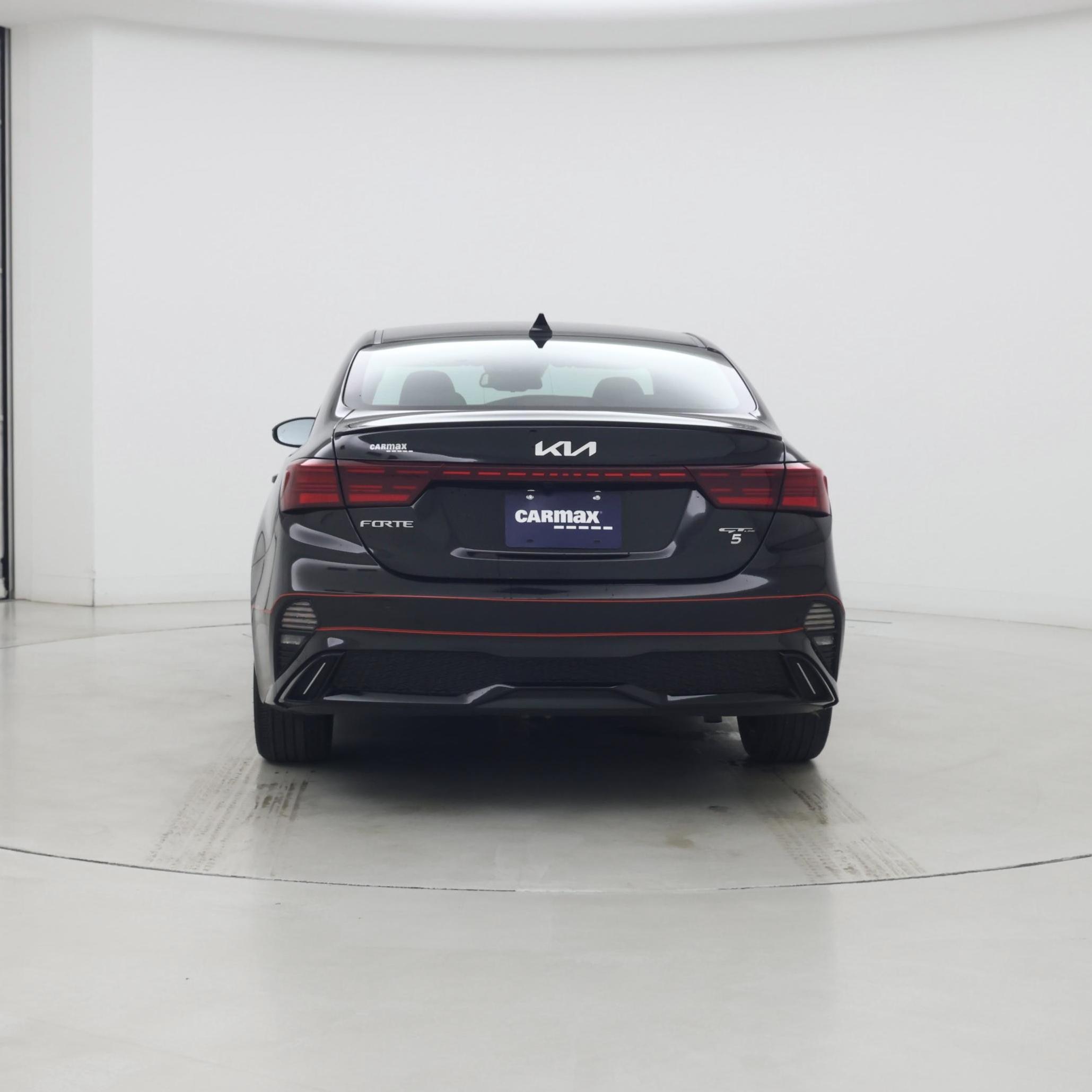 Thumbnail: 2023 Kia Forte - 6