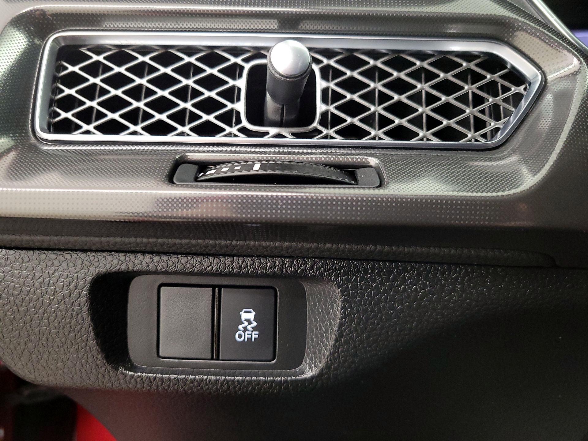 Thumbnail: 2023 Acura Integra - 13