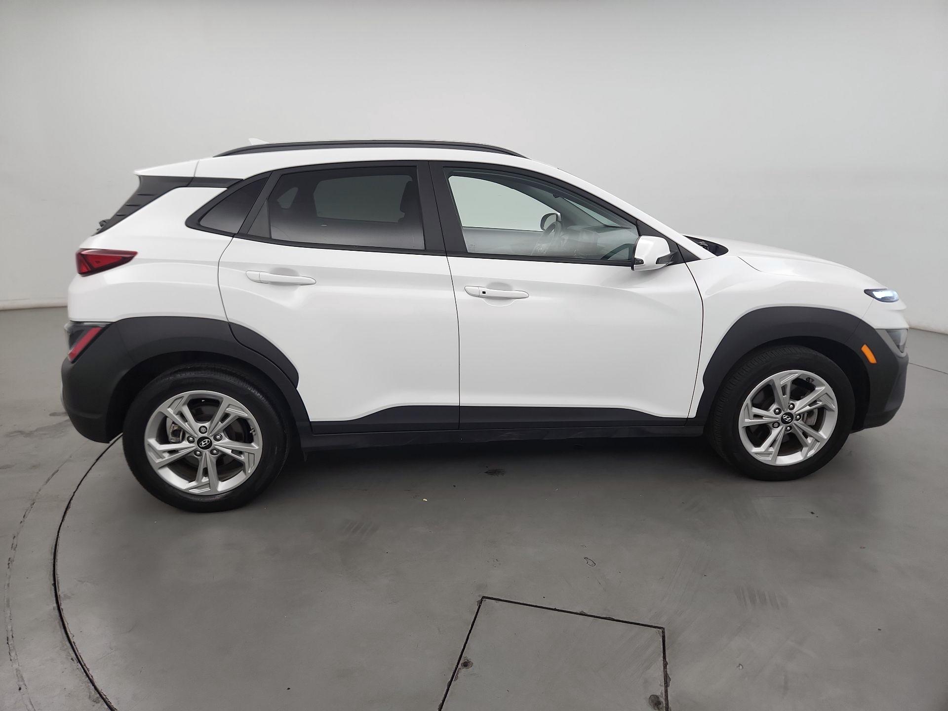 Thumbnail: 2023 Hyundai Kona - 4