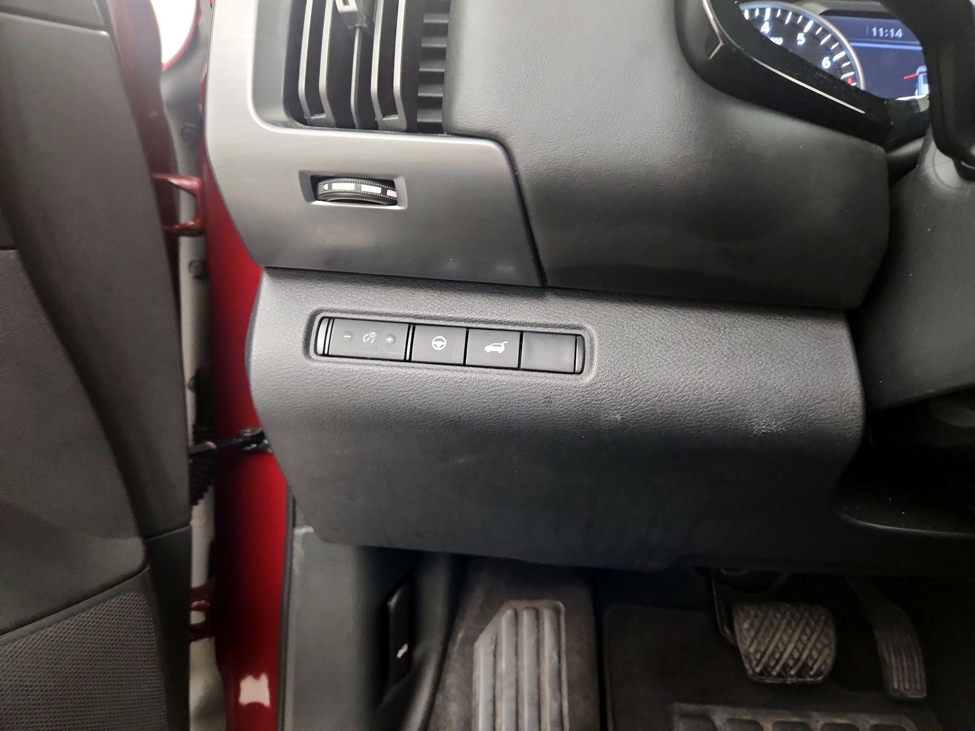 Thumbnail: 2023 Nissan Pathfinder - 11