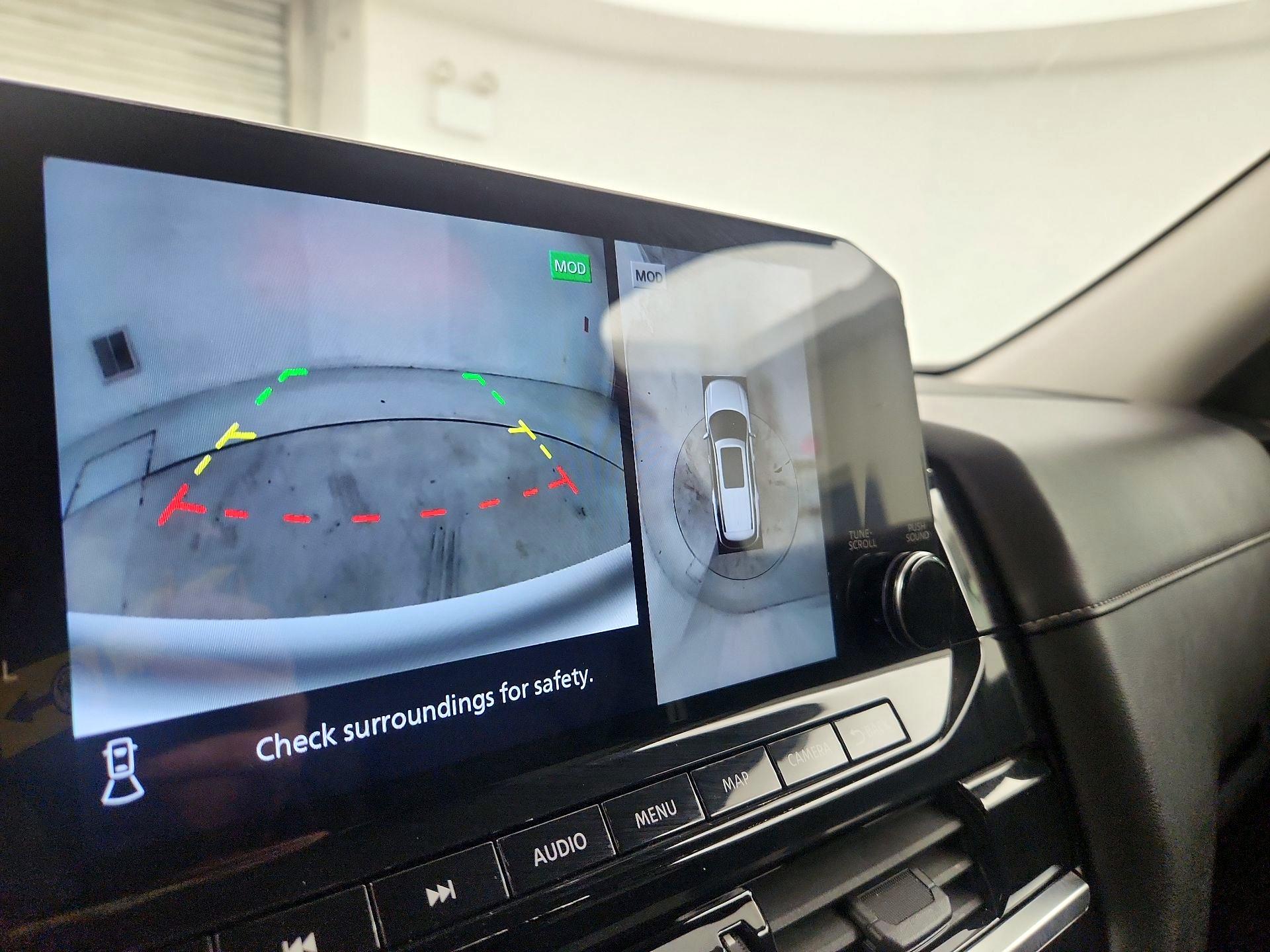 Thumbnail: 2023 Nissan Pathfinder - 12