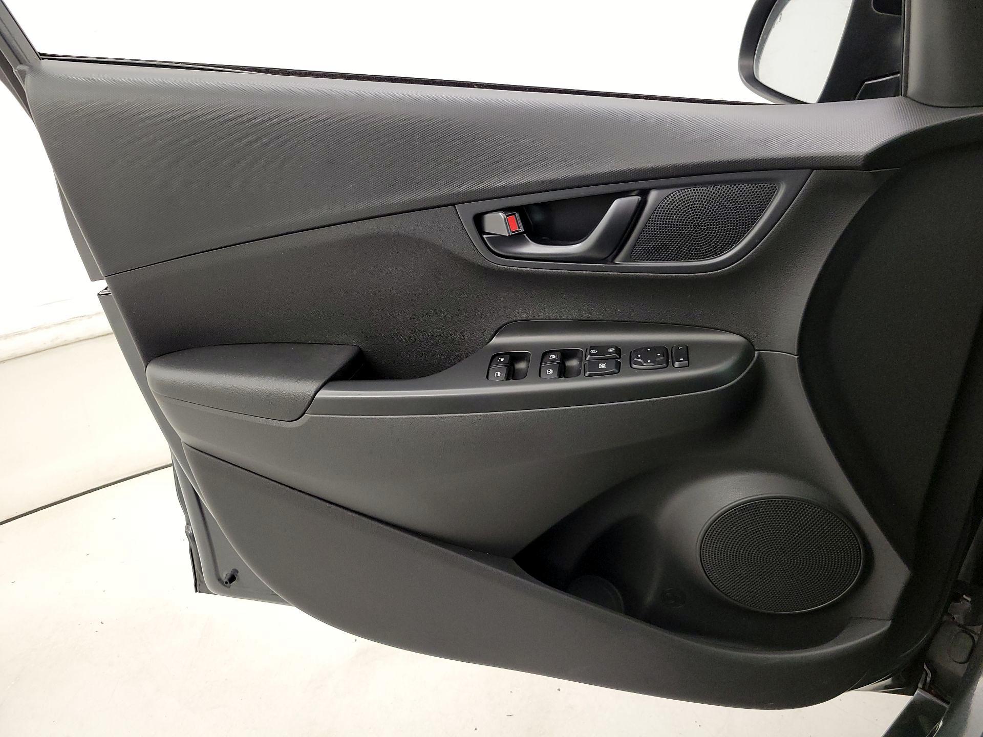 Thumbnail: 2023 Hyundai Kona - 12