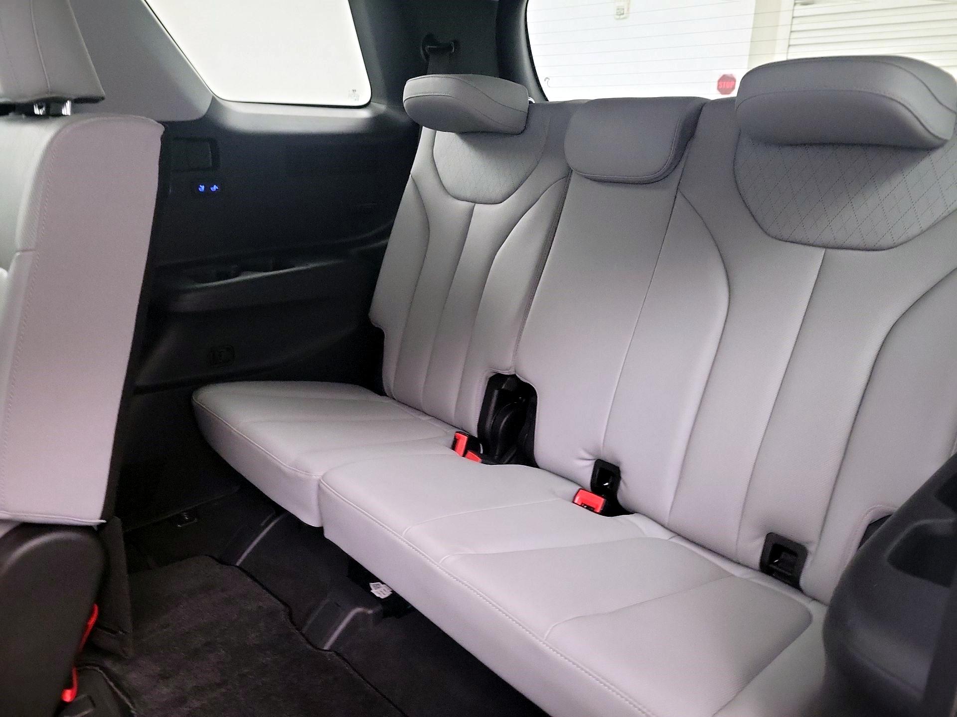 Thumbnail: 2022 Hyundai Palisade - 19