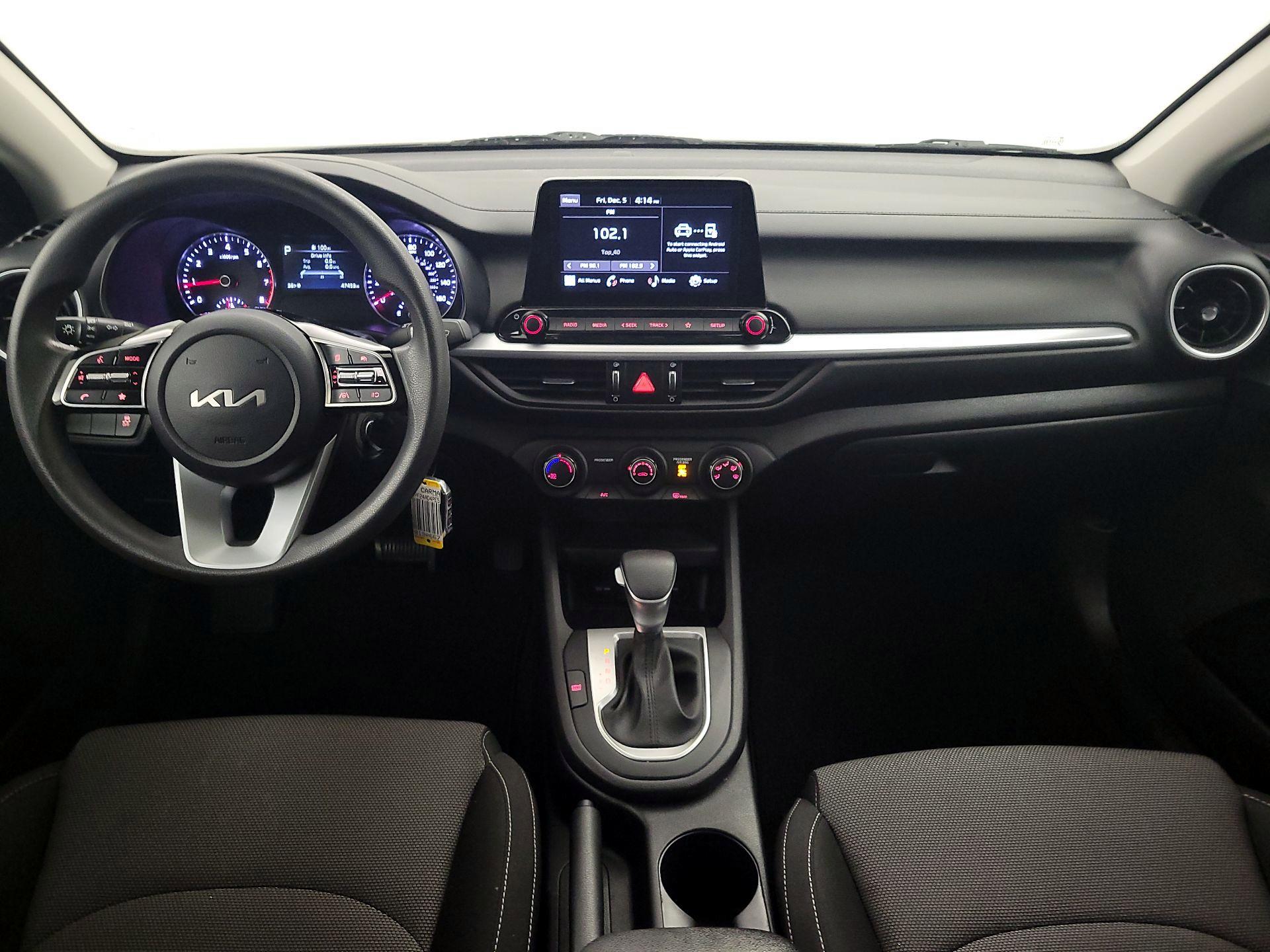 Thumbnail: 2023 Kia Forte - 9