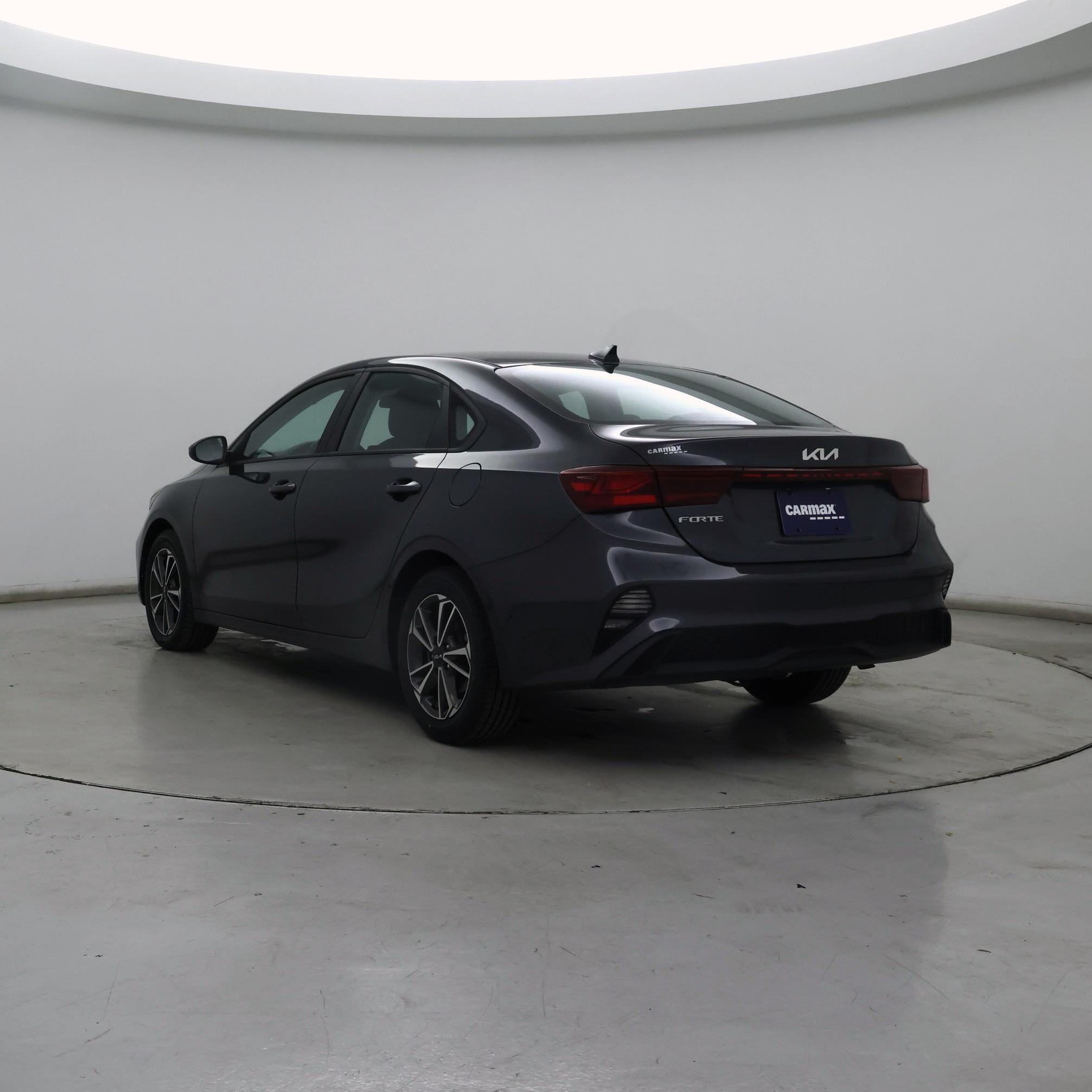 Thumbnail: 2023 Kia Forte - 2