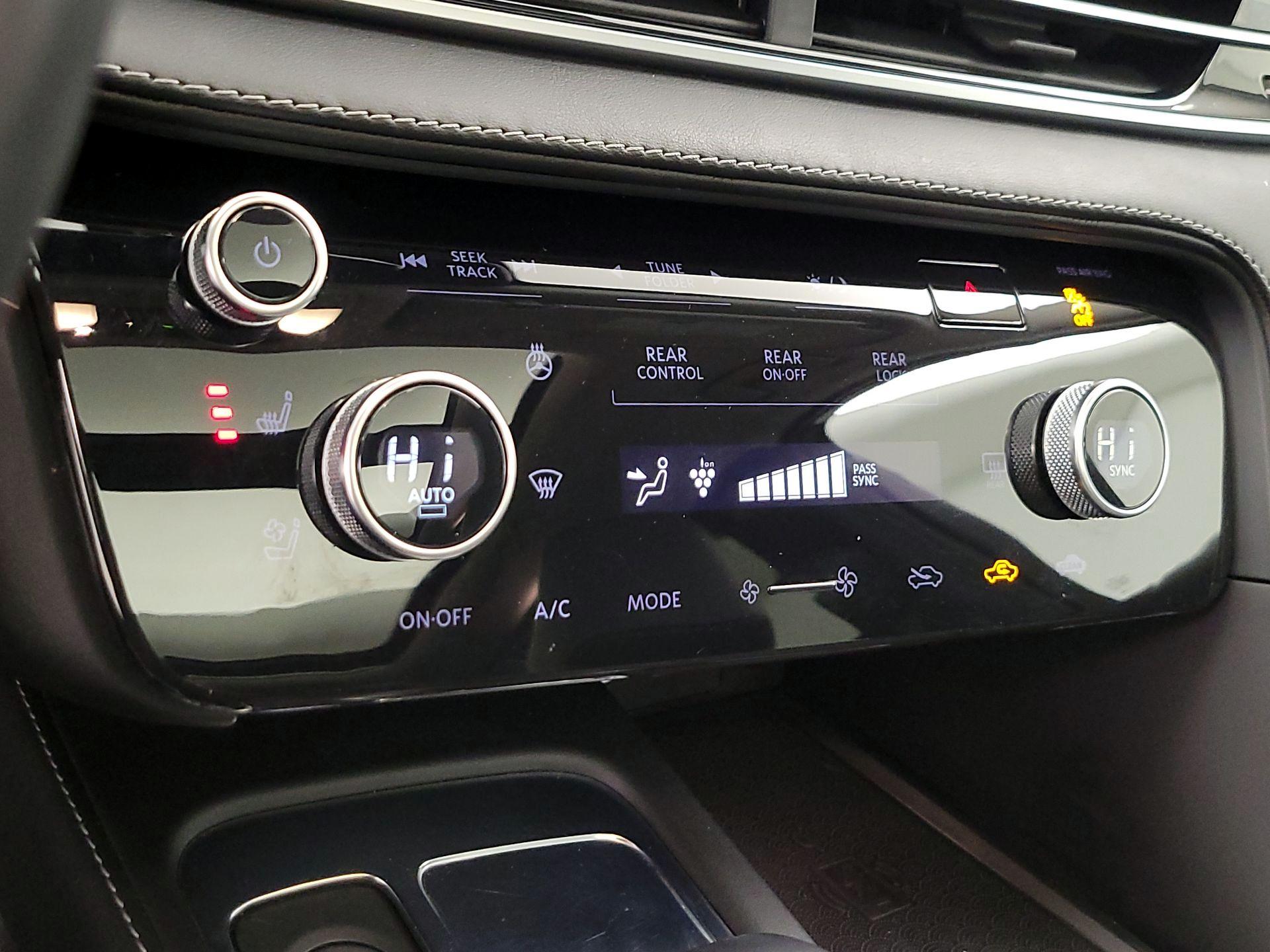 Thumbnail: 2022 INFINITI QX60 - 17