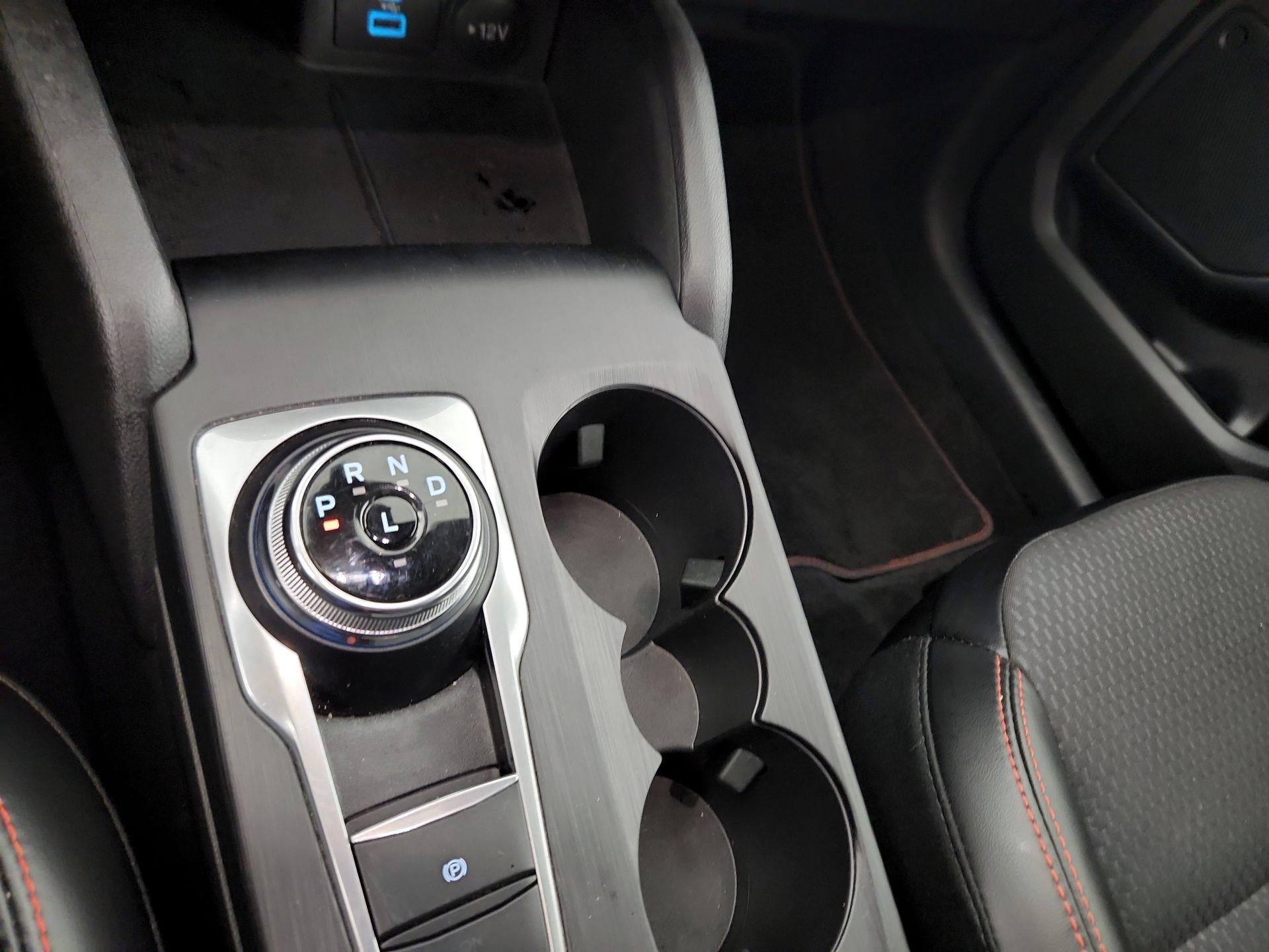 Thumbnail: 2023 Ford Escape - 15