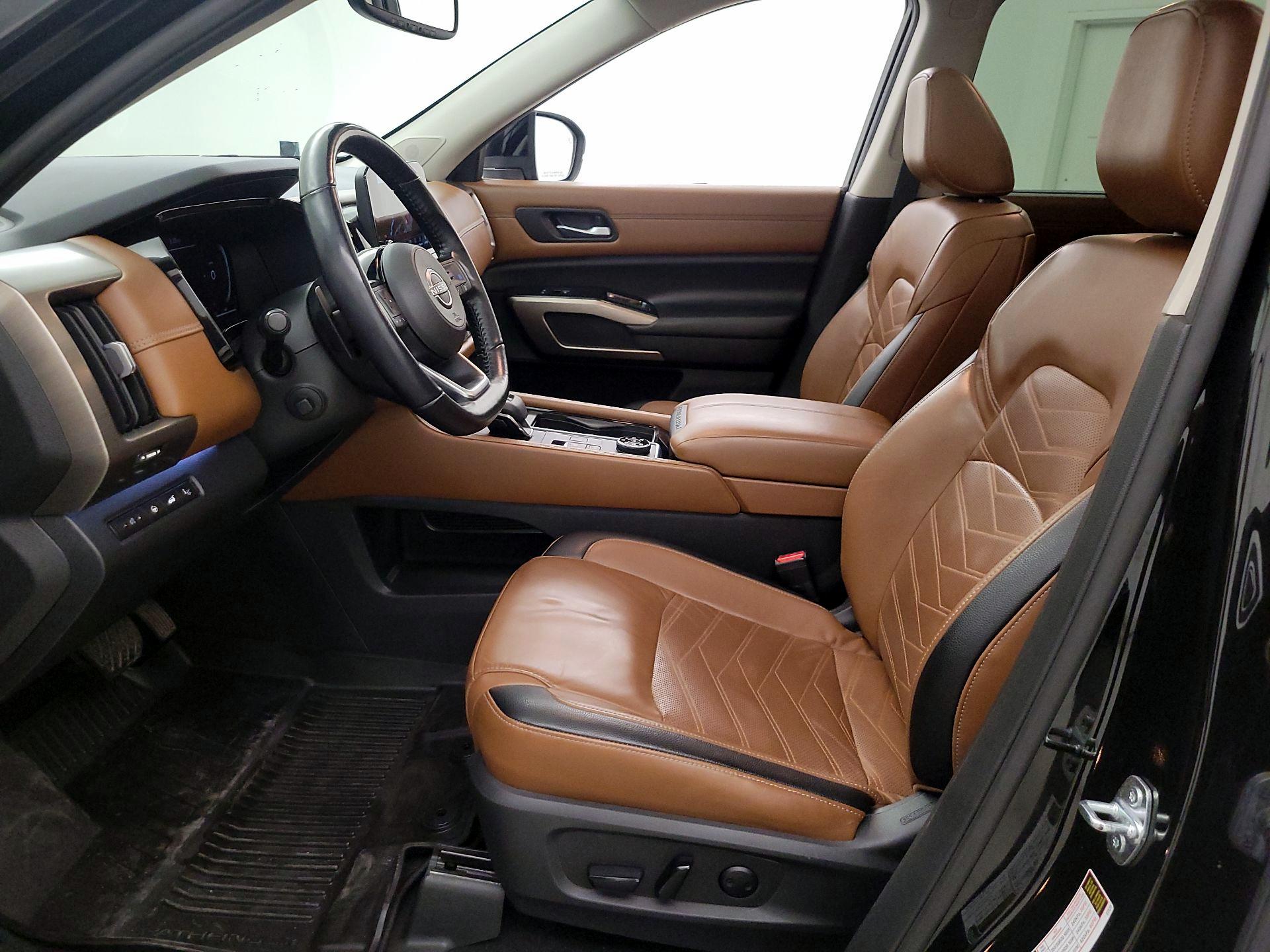 Thumbnail: 2022 Nissan Pathfinder - 11