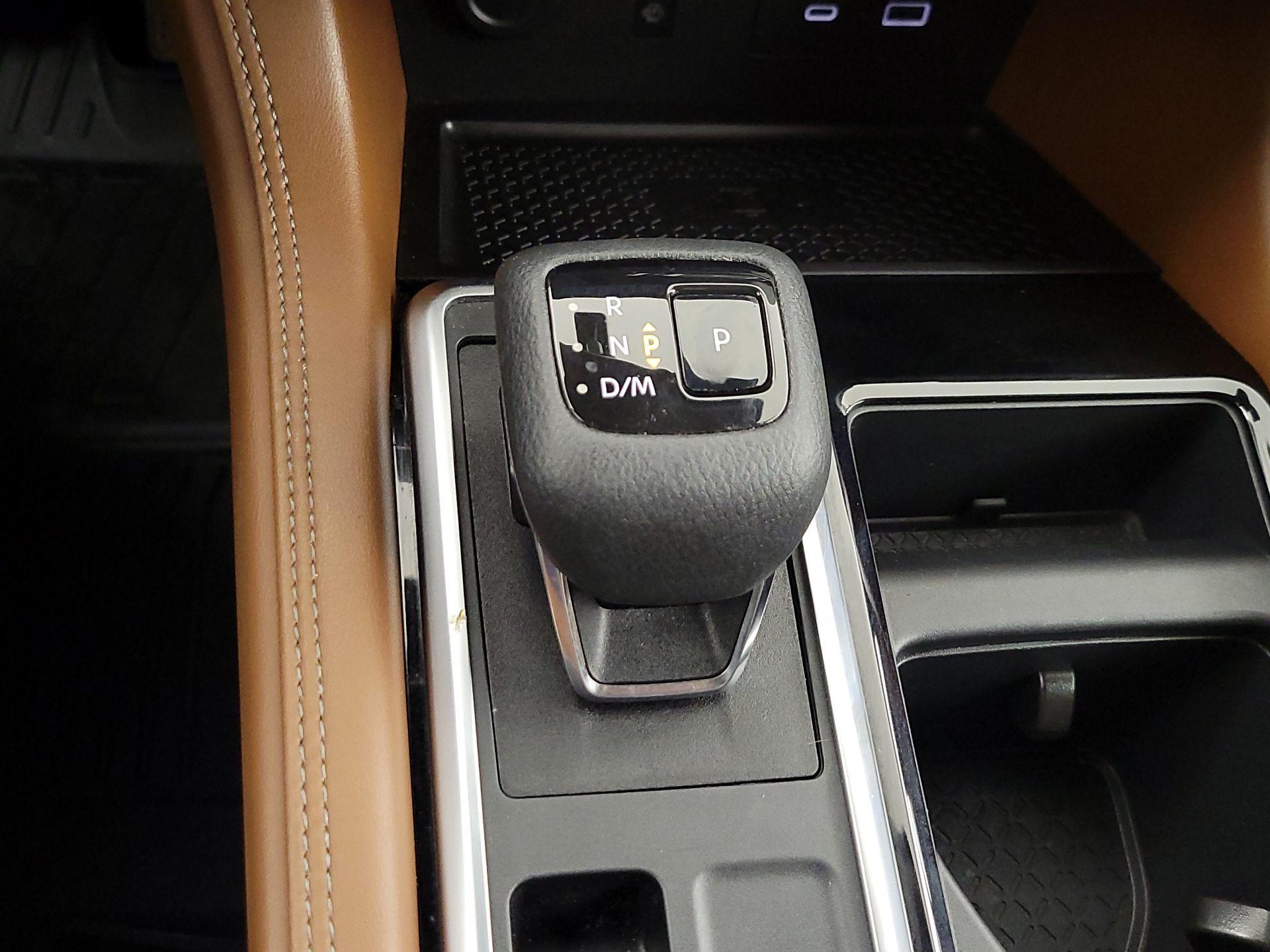 Thumbnail: 2022 Nissan Pathfinder - 18