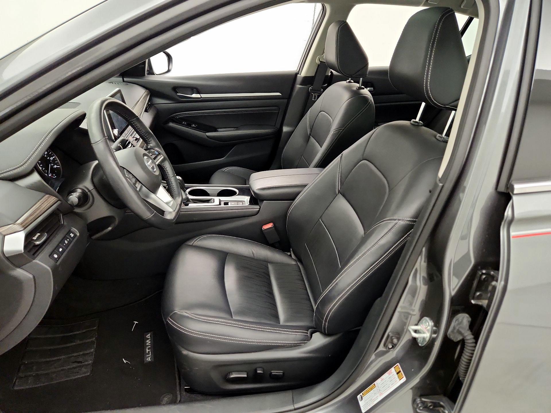 Thumbnail: 2022 Nissan Altima - 11