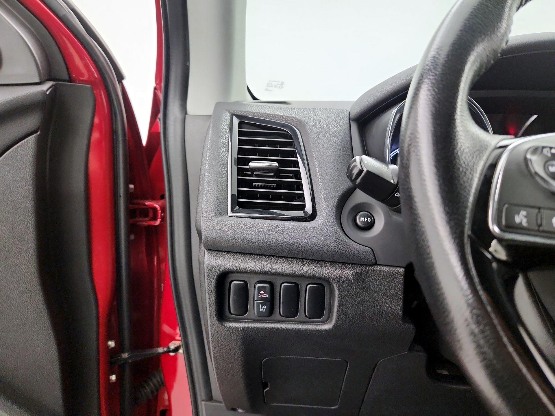 Thumbnail: 2022 Mitsubishi Outlander Sport - 13