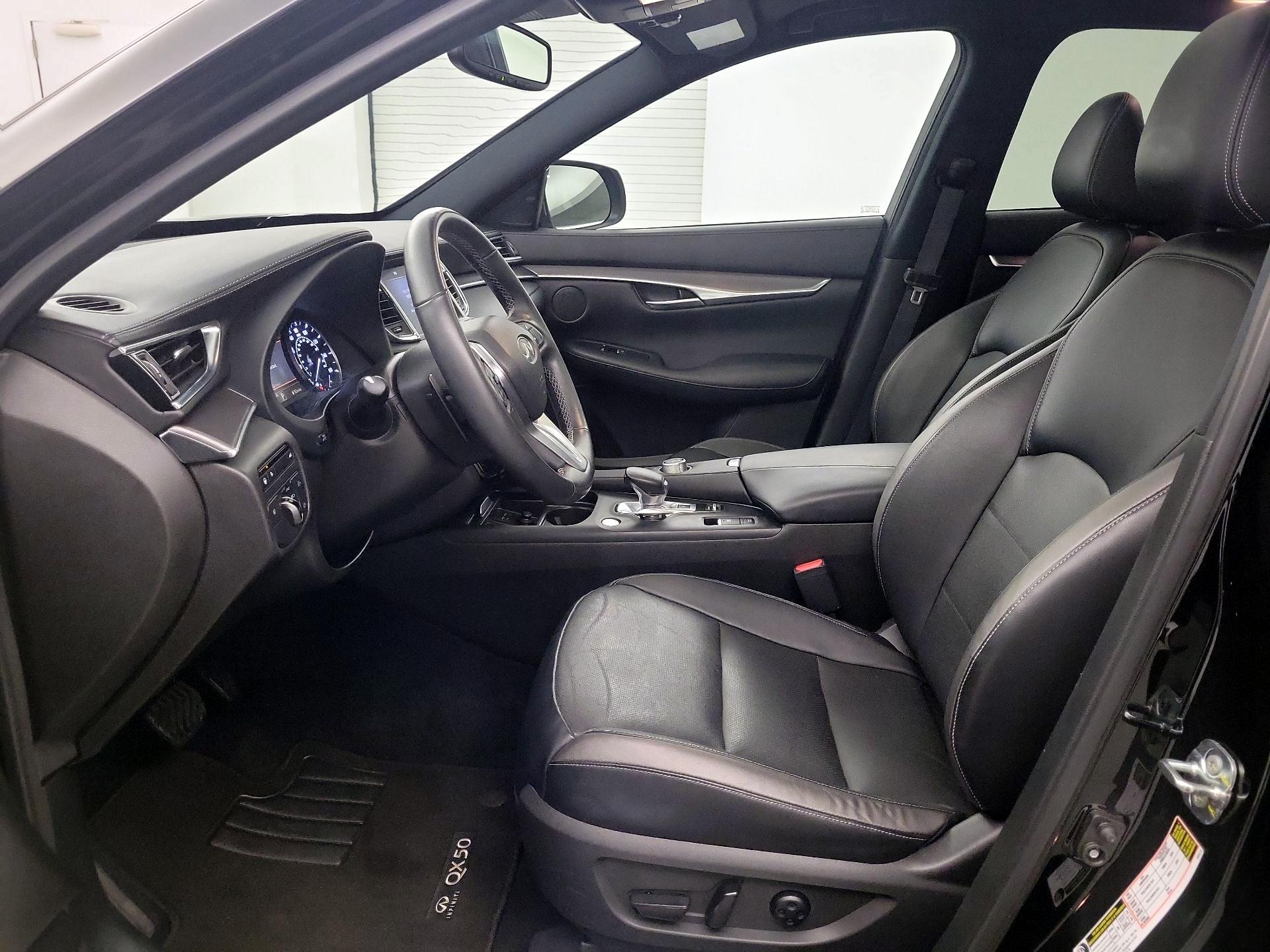 Thumbnail: 2022 INFINITI QX50 - 9