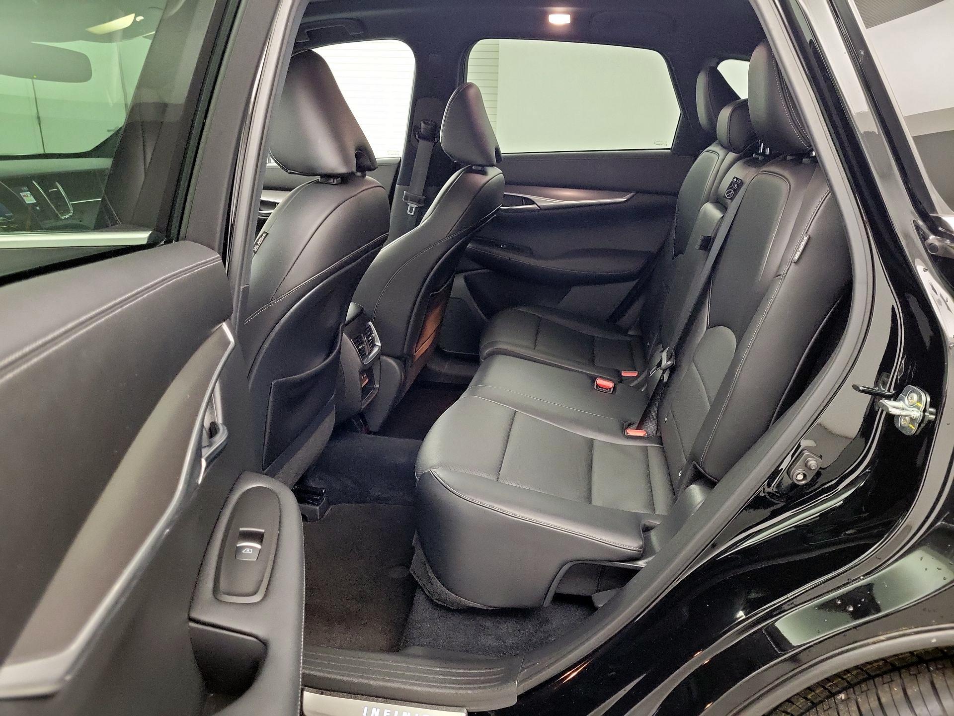 Thumbnail: 2022 INFINITI QX50 - 18